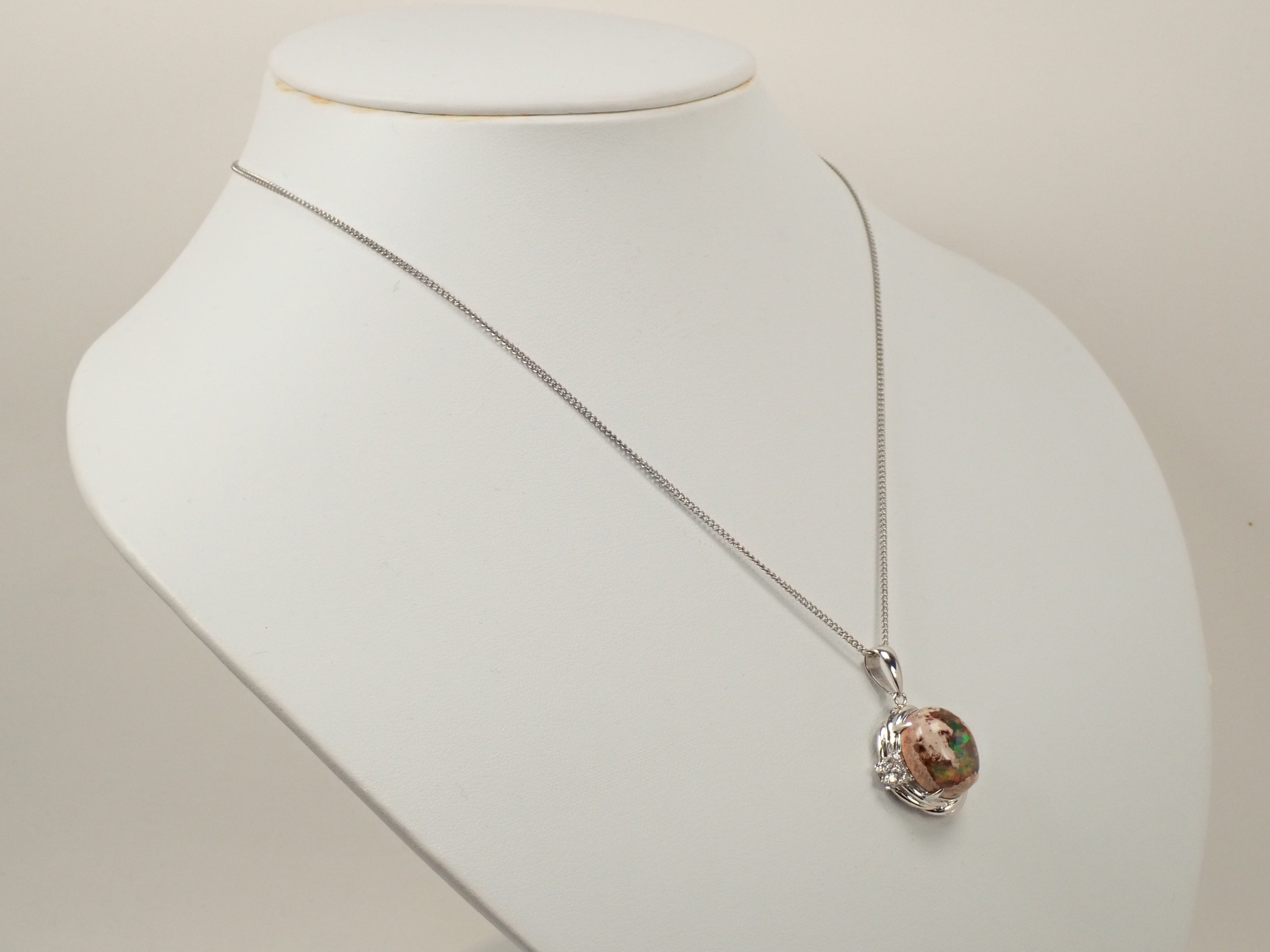 【22602560掲載】【カラフリ】Pt900 カンテラオパール 7.809ctct リング