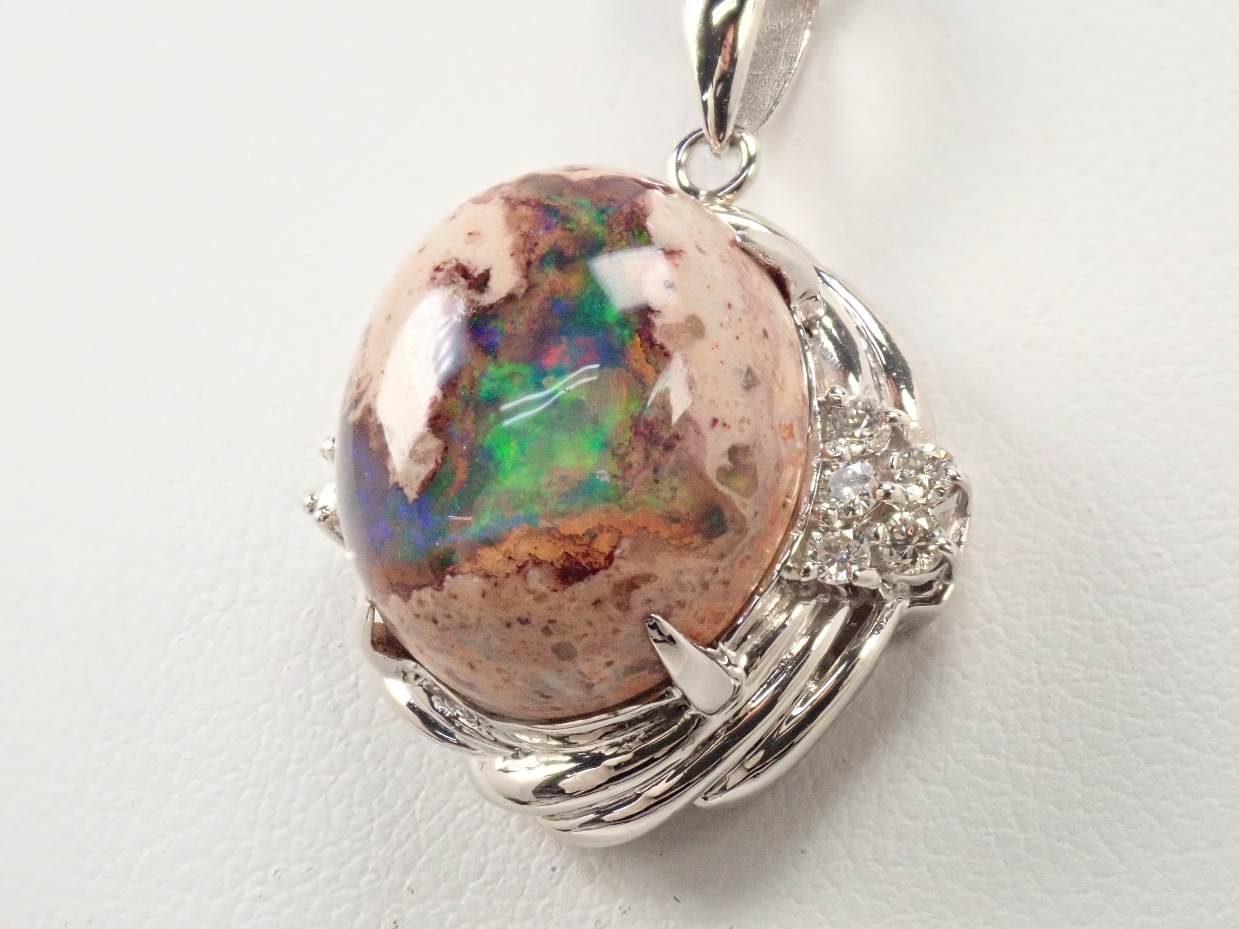 【22602560掲載】【カラフリ】Pt900 カンテラオパール 7.809ctct リング