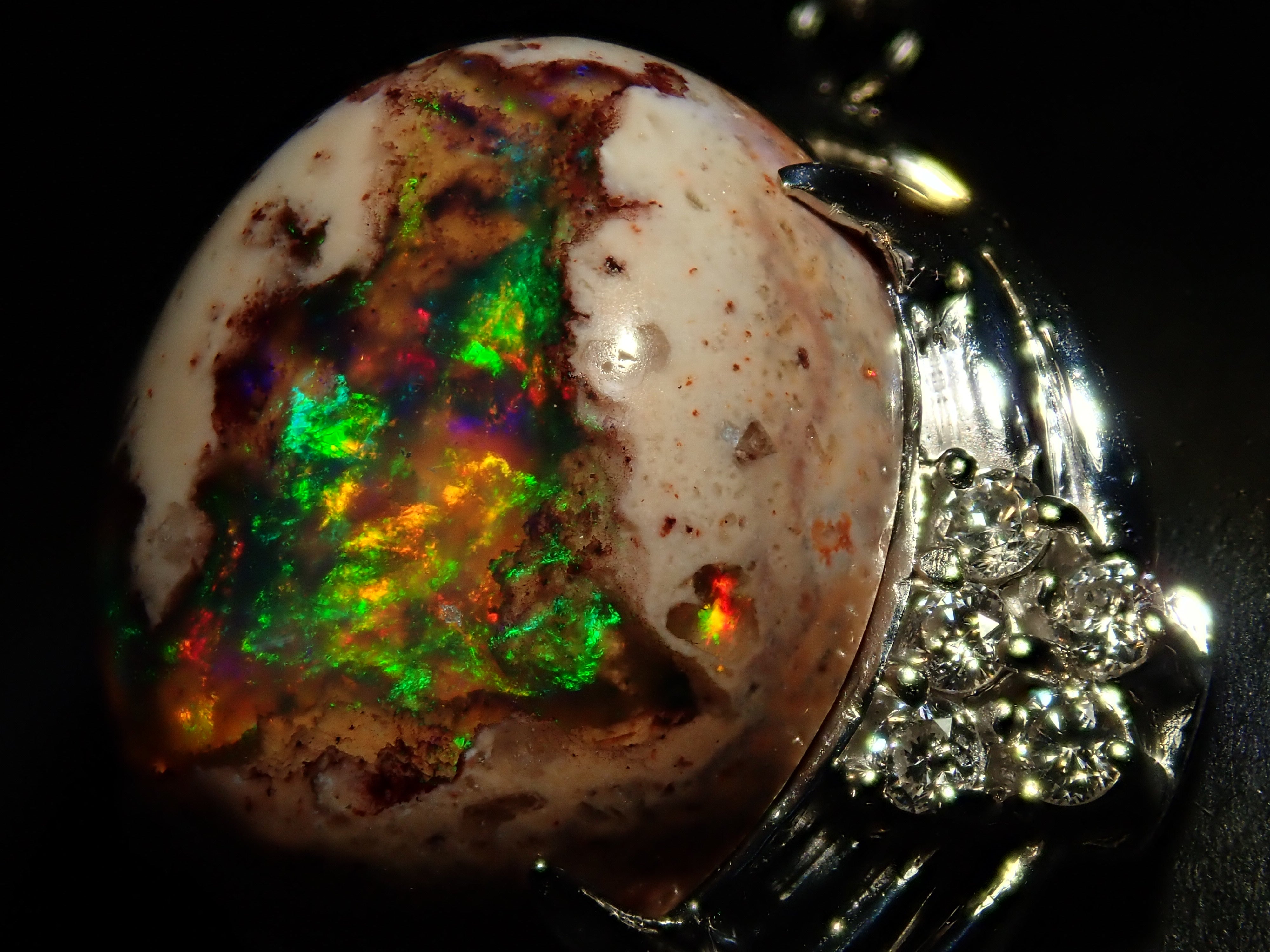 【22602560掲載】【カラフリ】Pt900 カンテラオパール 7.809ctct リング