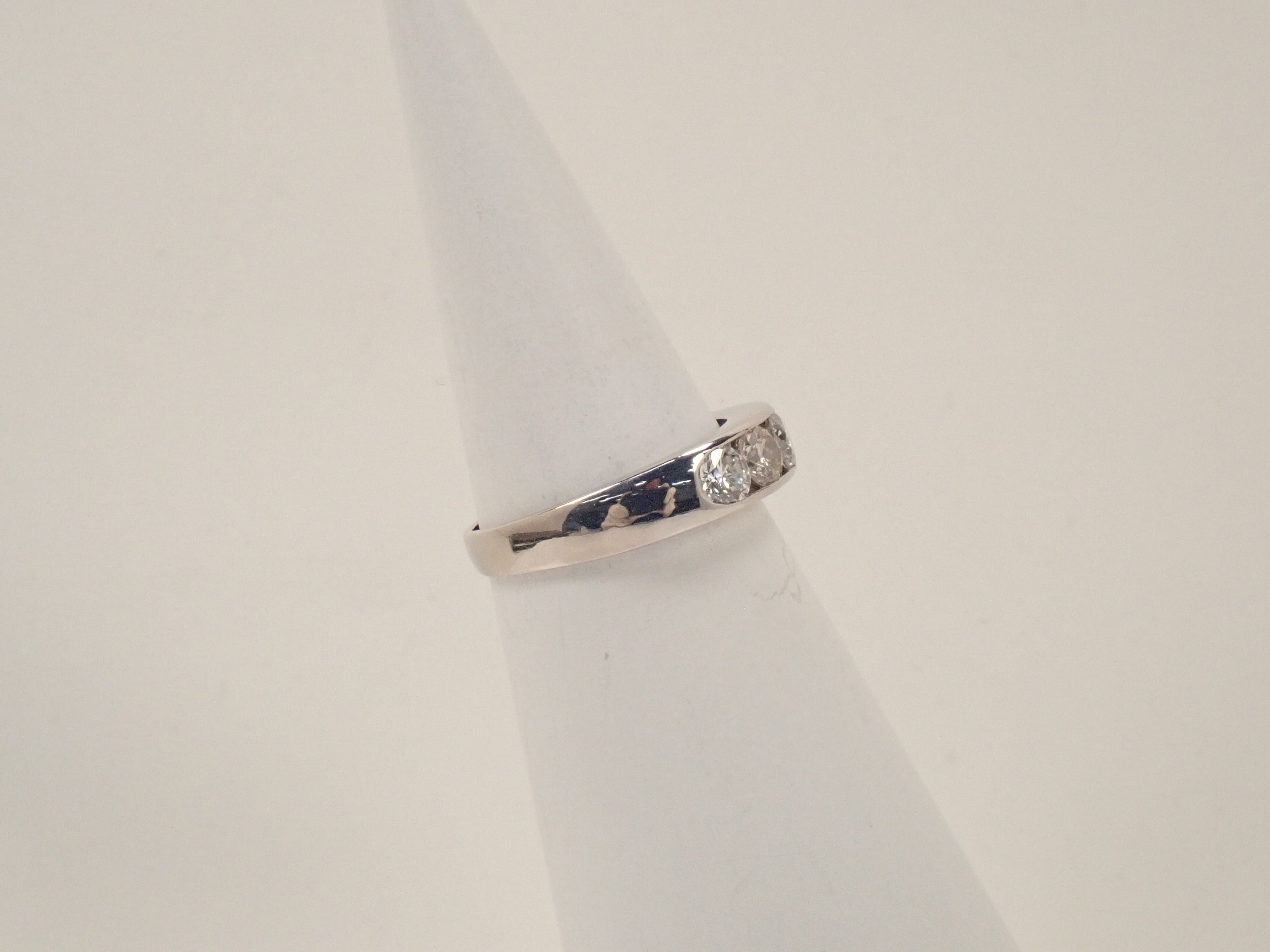 【22602559掲載】【カラフリ】Pt900 ダイヤモンド 1.00ctct リング