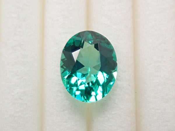 [On sale at 22:00 on 4/26] Non-oil emerald 0.555ct loose stone by Nikkei Kan