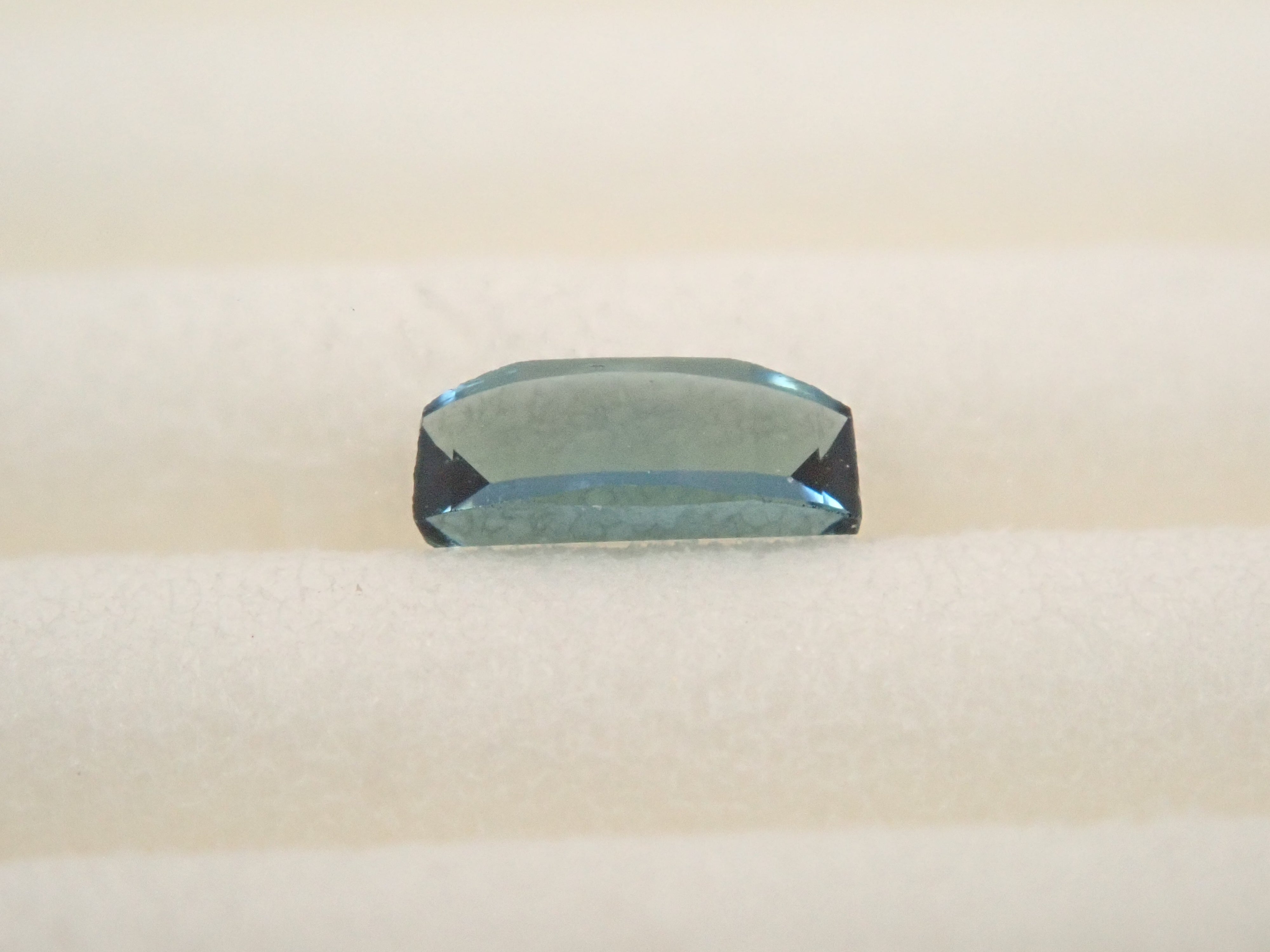【12562715掲載】ブラジル産インディゴライトトルマリン 0.105ctルース