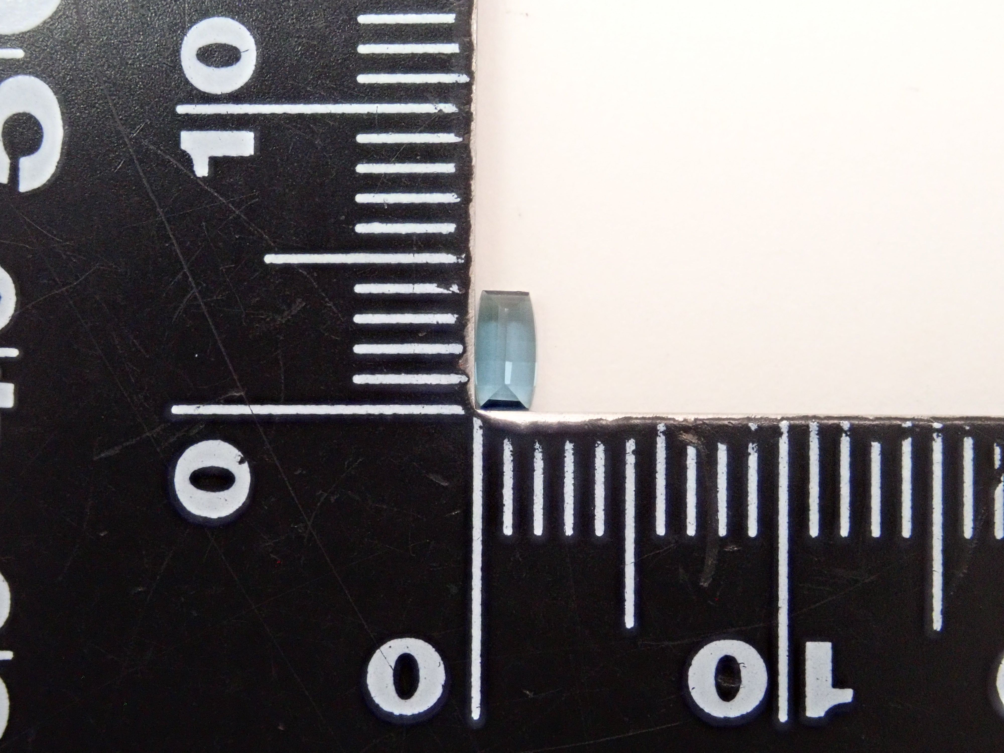 【12562715掲載】ブラジル産インディゴライトトルマリン 0.105ctルース