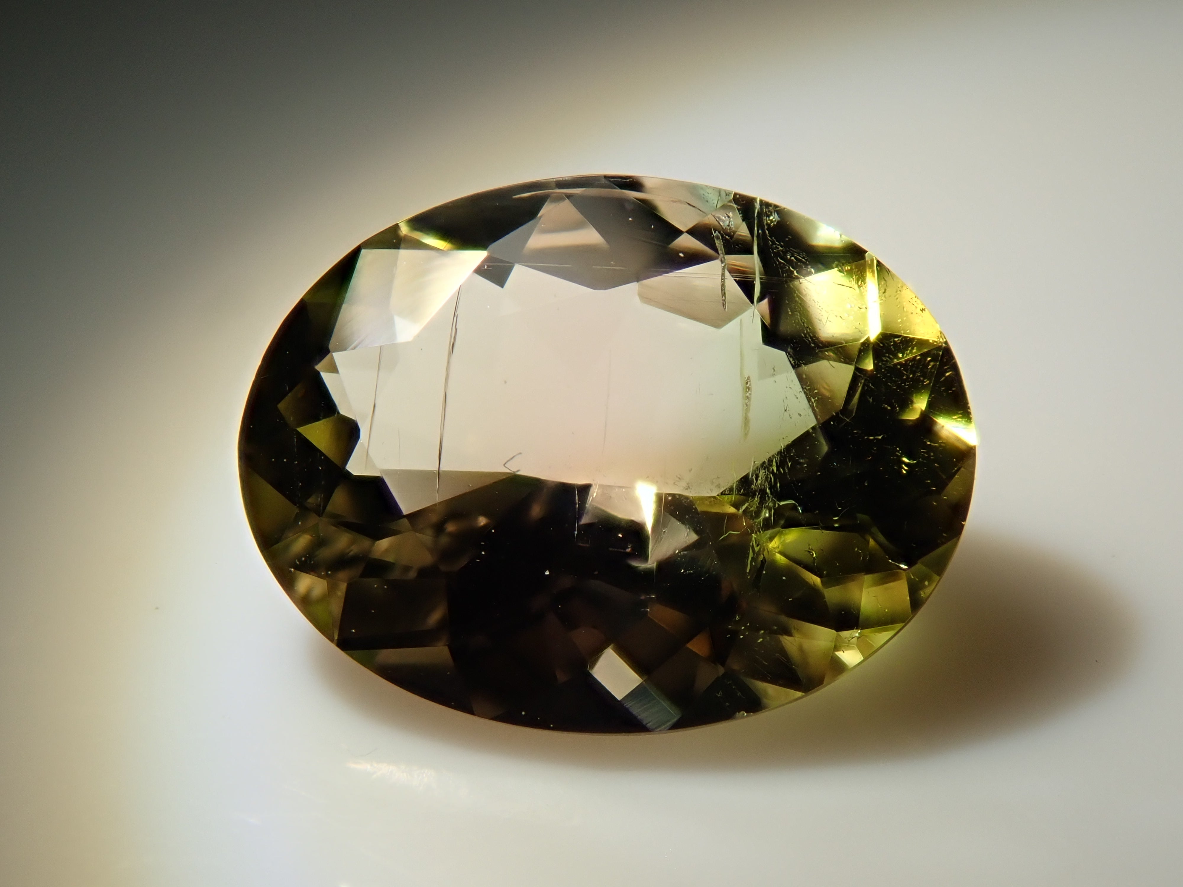 【12562822掲載】ブラジル産バイカラートルマリン 0.780ctルース