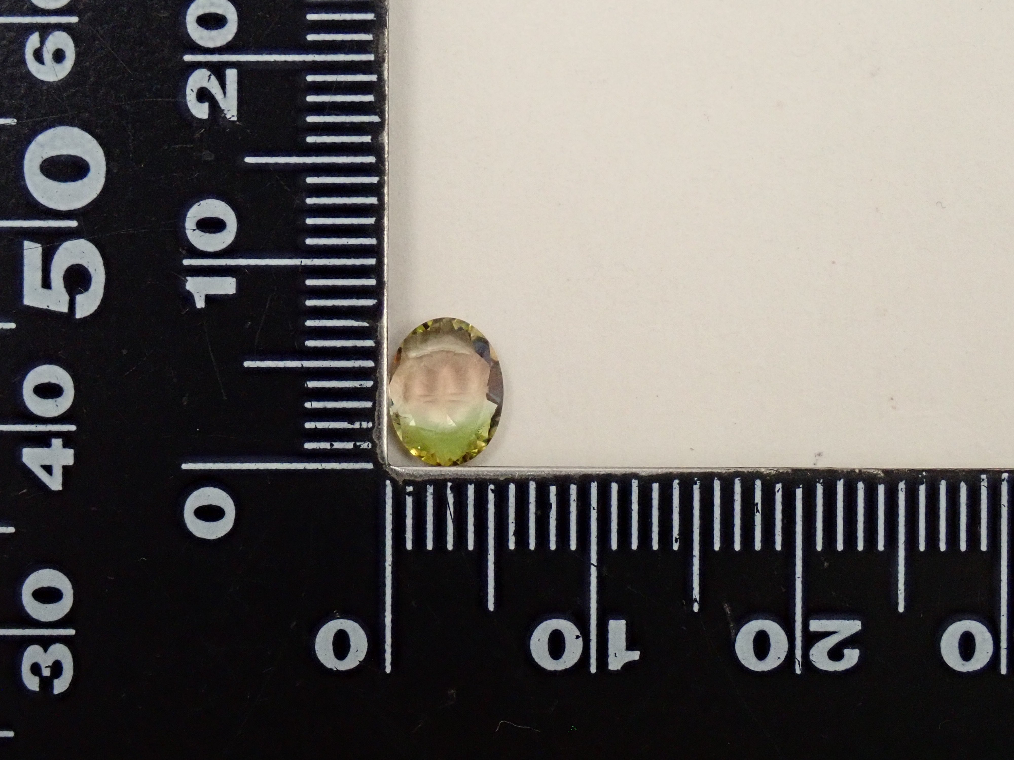 【12562822掲載】ブラジル産バイカラートルマリン 0.780ctルース