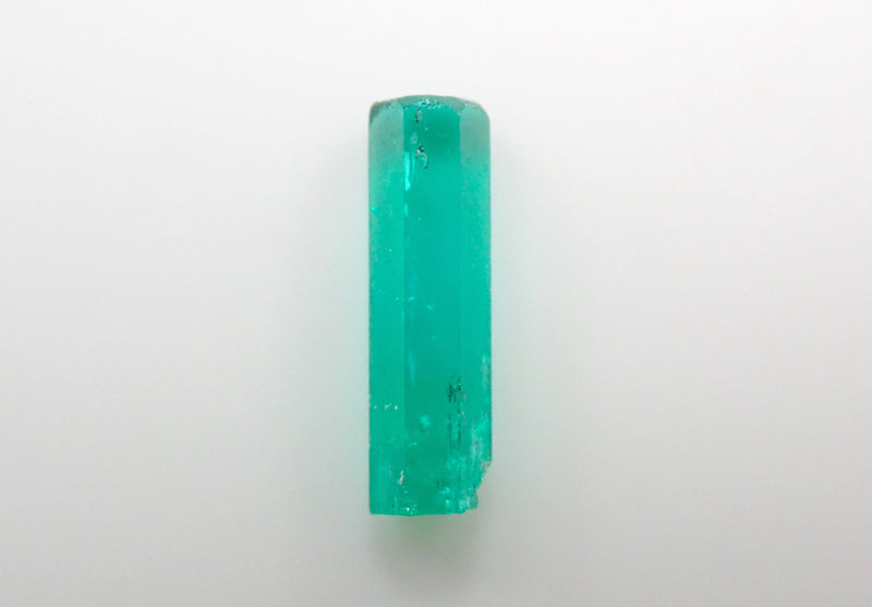 Colombian emerald 0.381ct rough stone