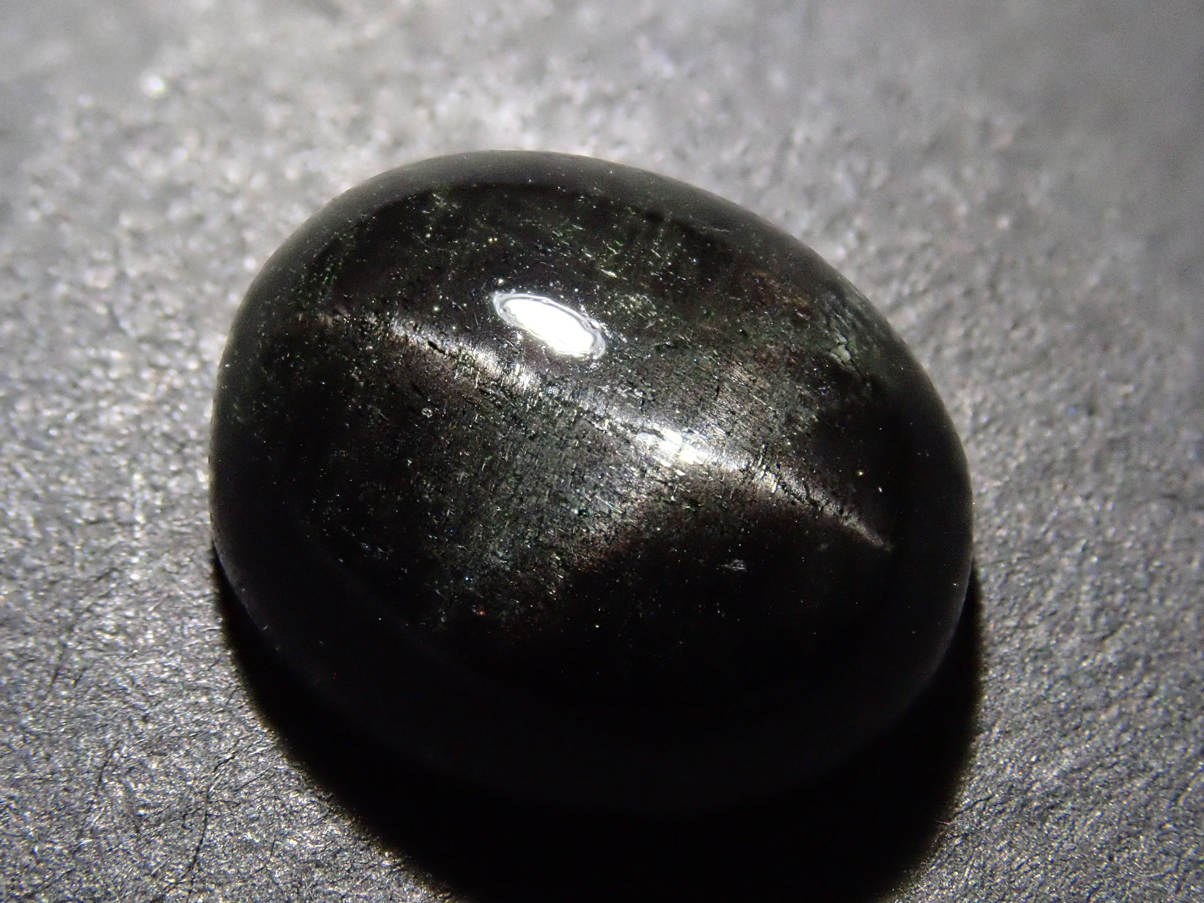 【12562690掲載】ロシア産スターダイオプサイド 7.056ctルース