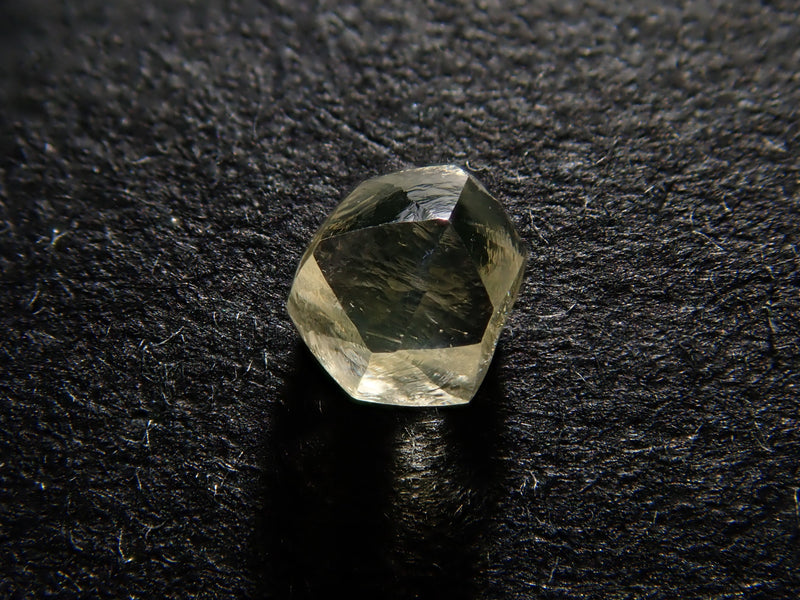 ダイヤモンド原石（メイカブル） 0.139ct原石