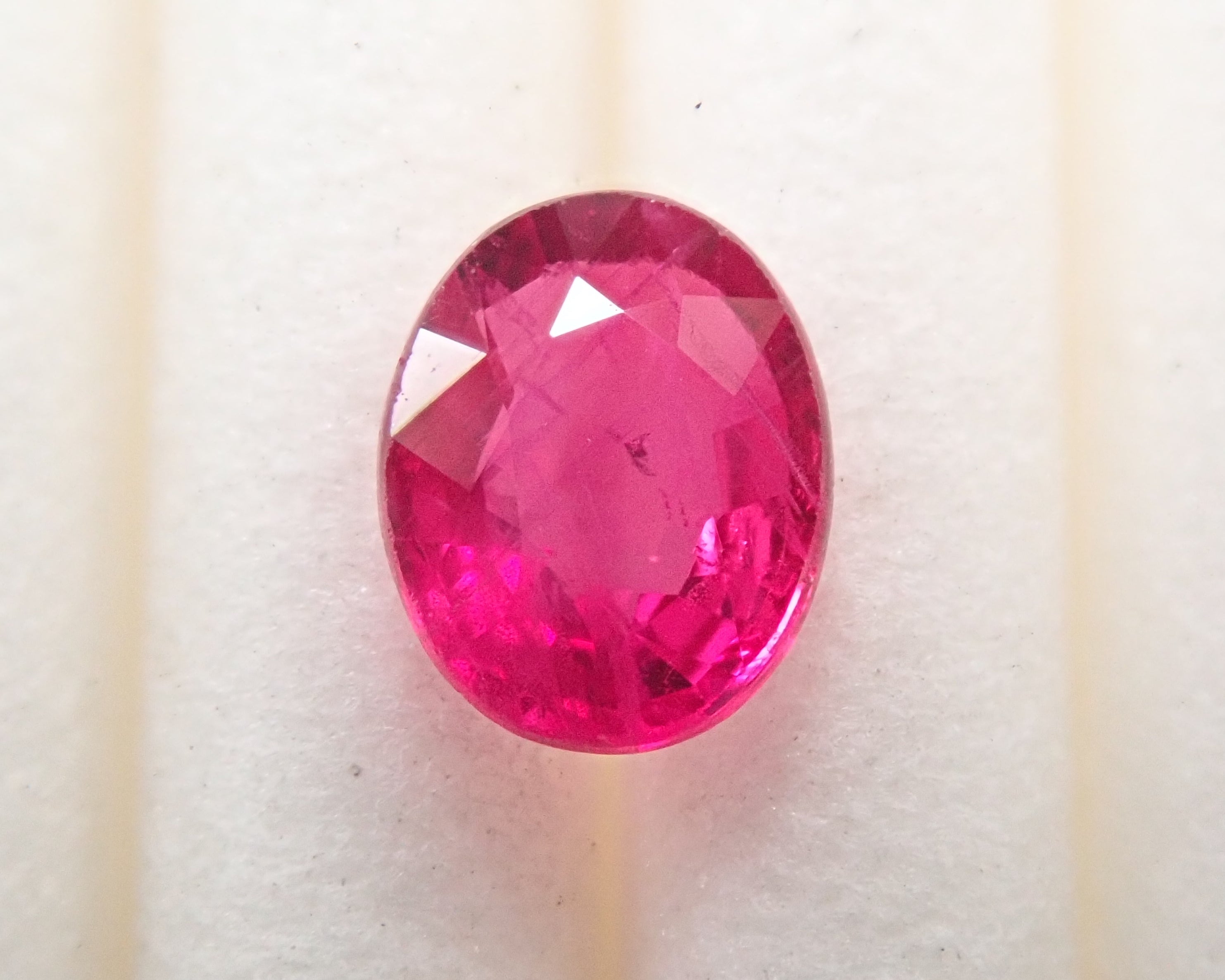 《Yurakucho Marui 20240725》【On sale from 10pm on 7/24】Pigeon Blood Ruby 0.40ct Loose AIGS