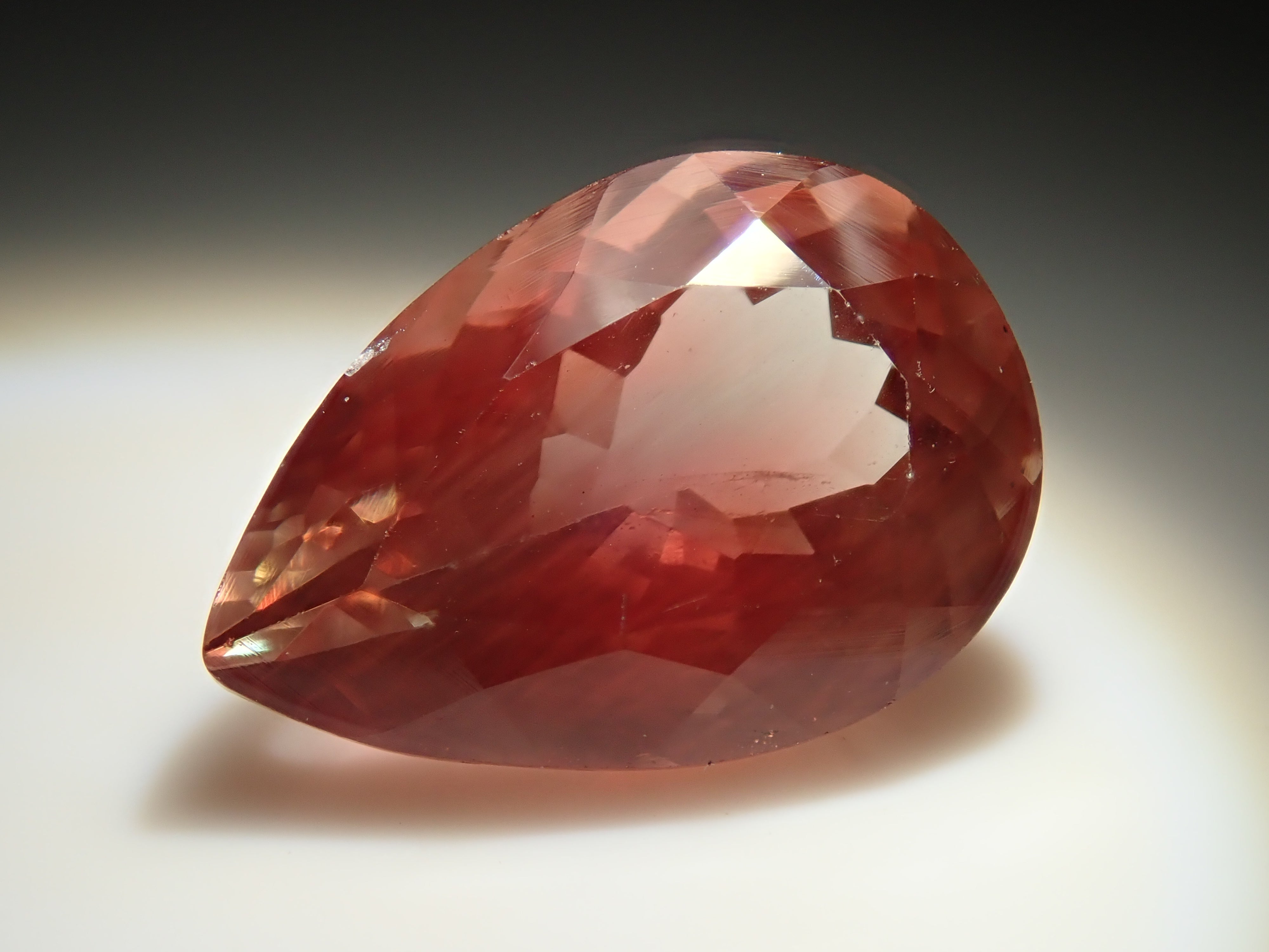 【12562836掲載】アメリカ産オレゴンサンストーン 2.120ctルース