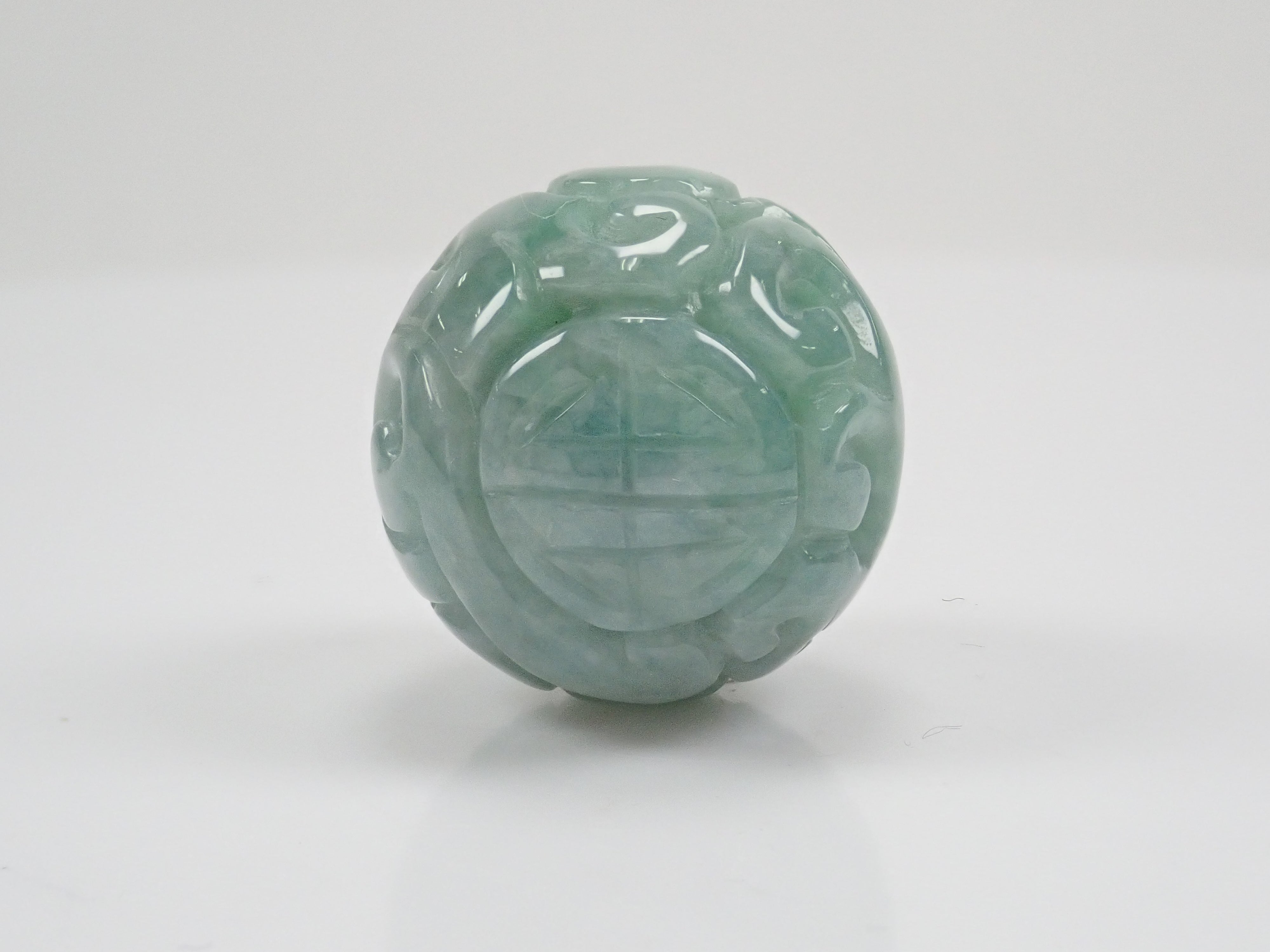 【12551738掲載】翡翠（ヒスイ） 69.859ctルース