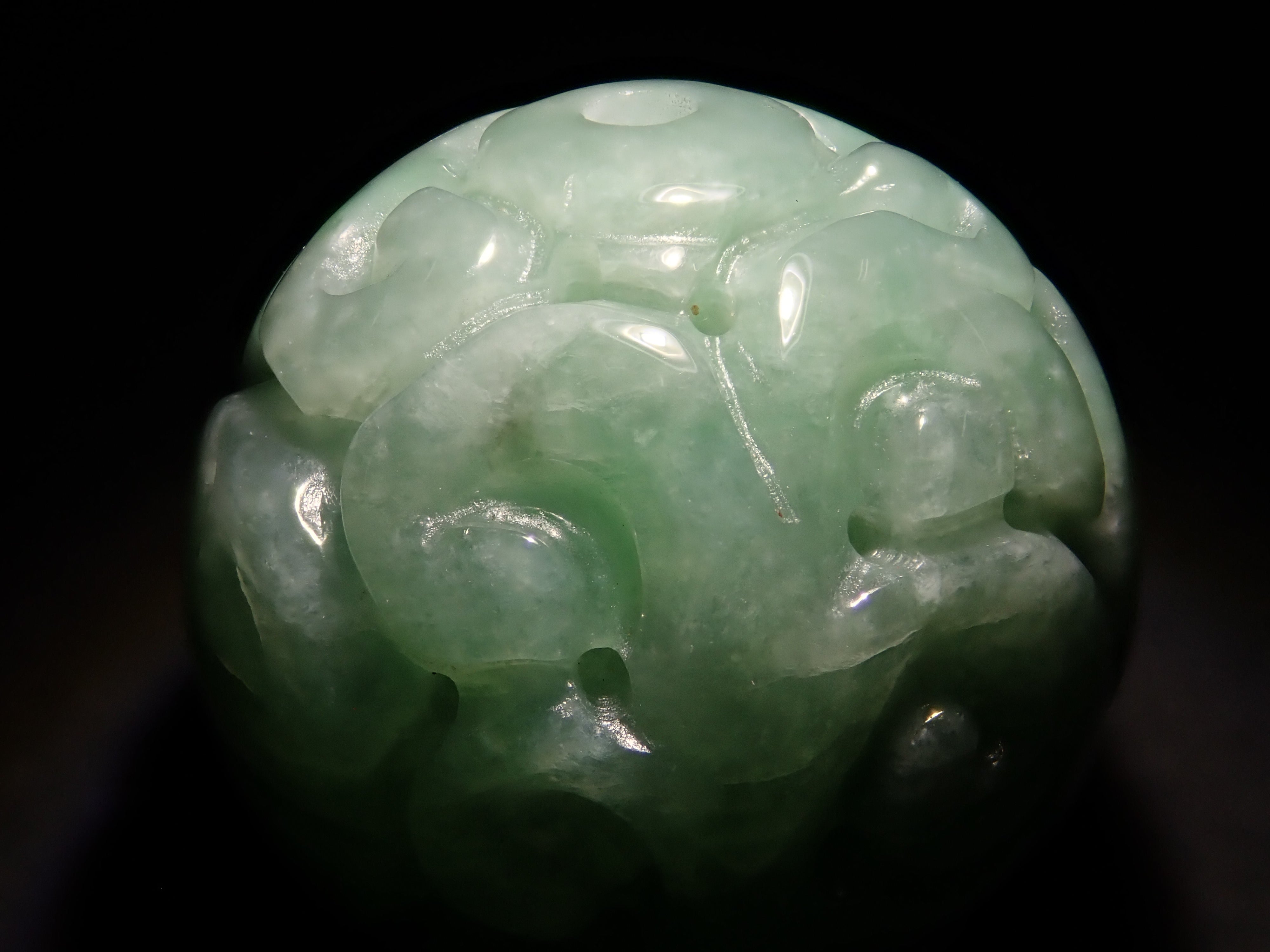 【12551738掲載】翡翠（ヒスイ） 69.859ctルース