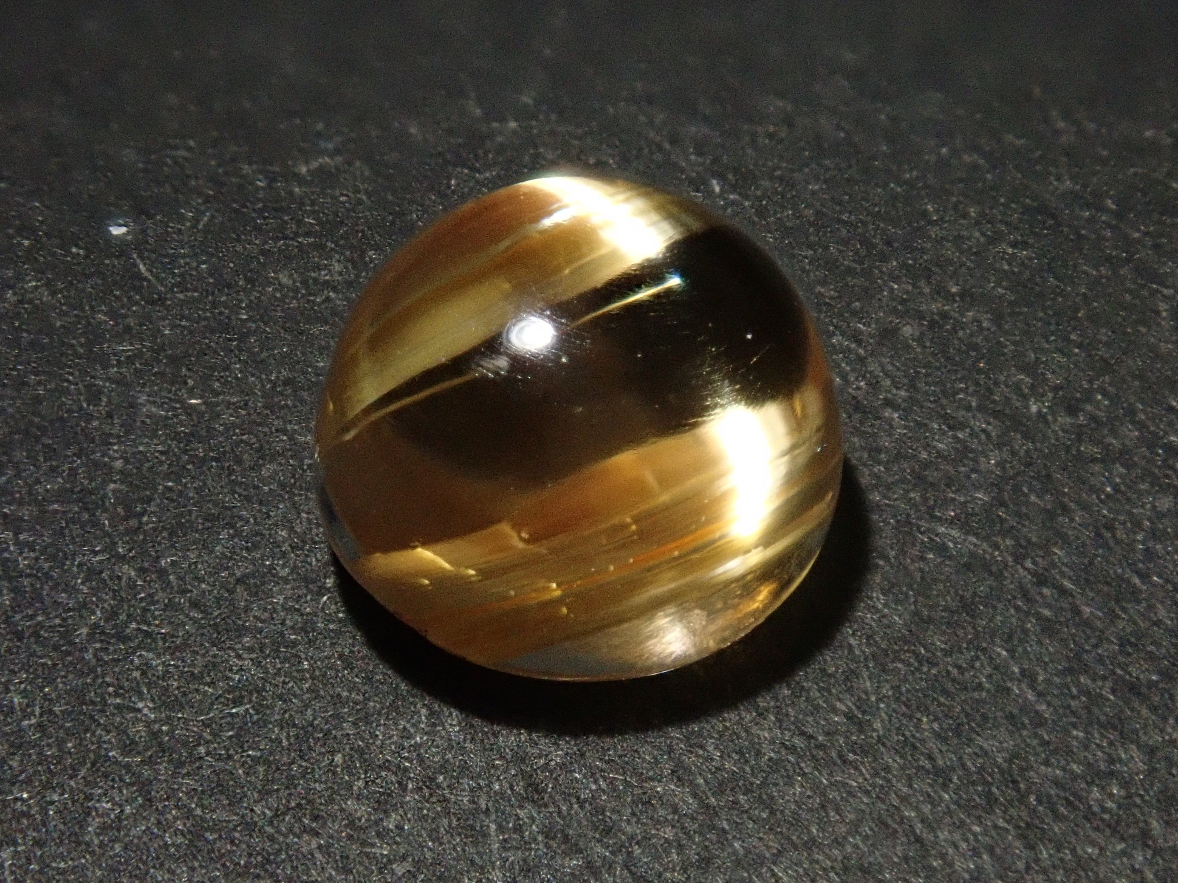 巴西金紅石英 (Rutile/Rutilated Quartz) 1 石散裝 (6.0-6.5mm，適合初學者)《可多買優惠》