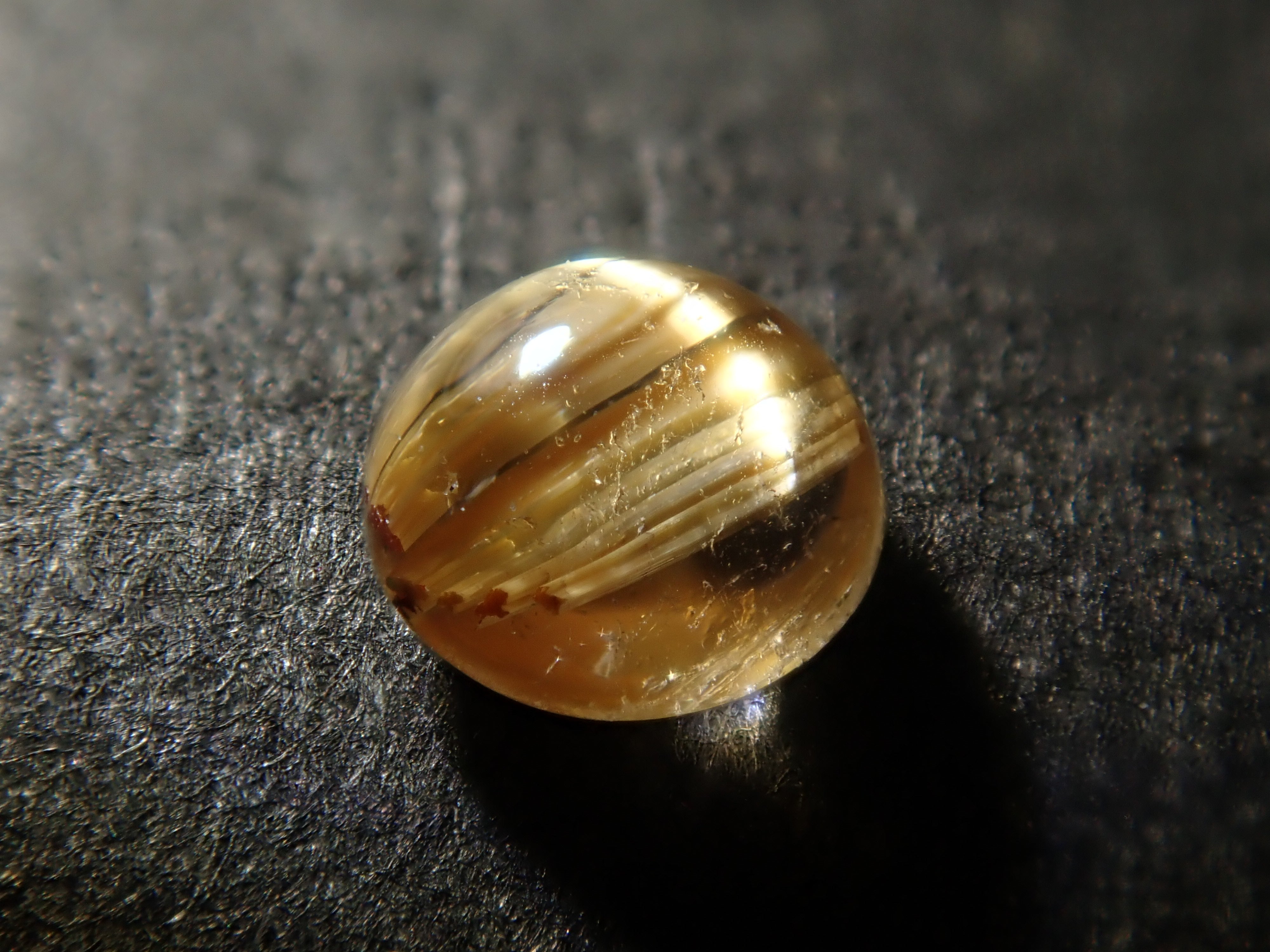 巴西金紅石 (Rutile/Rutilated Quartz) 1 石散裝 (3.0-3.5mm，適合初學者) 《可多買優惠》