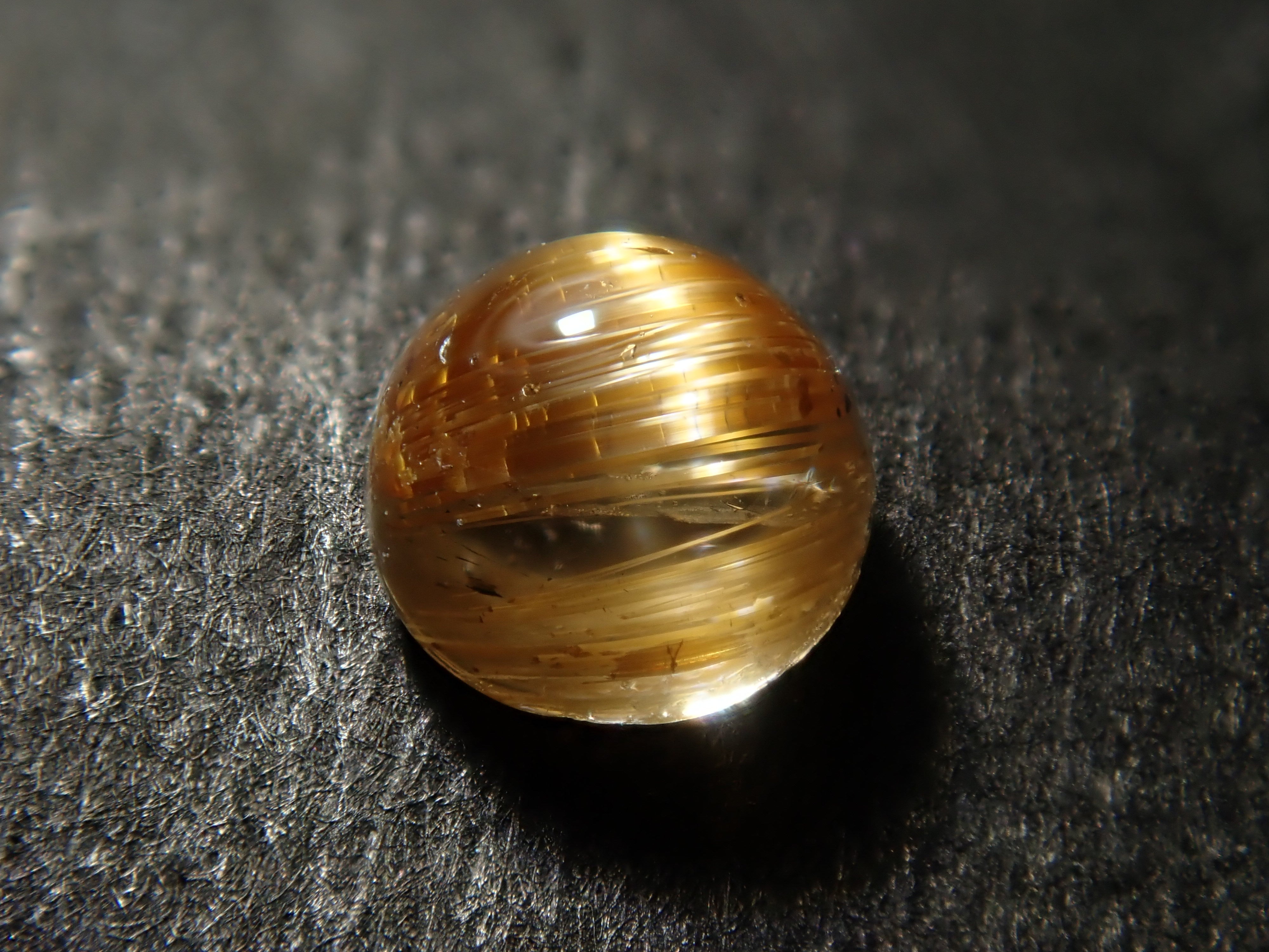 巴西金紅石 (Rutile/Rutilated Quartz) 1 石散裝 (3.0-3.5mm，適合初學者) 《可多買優惠》