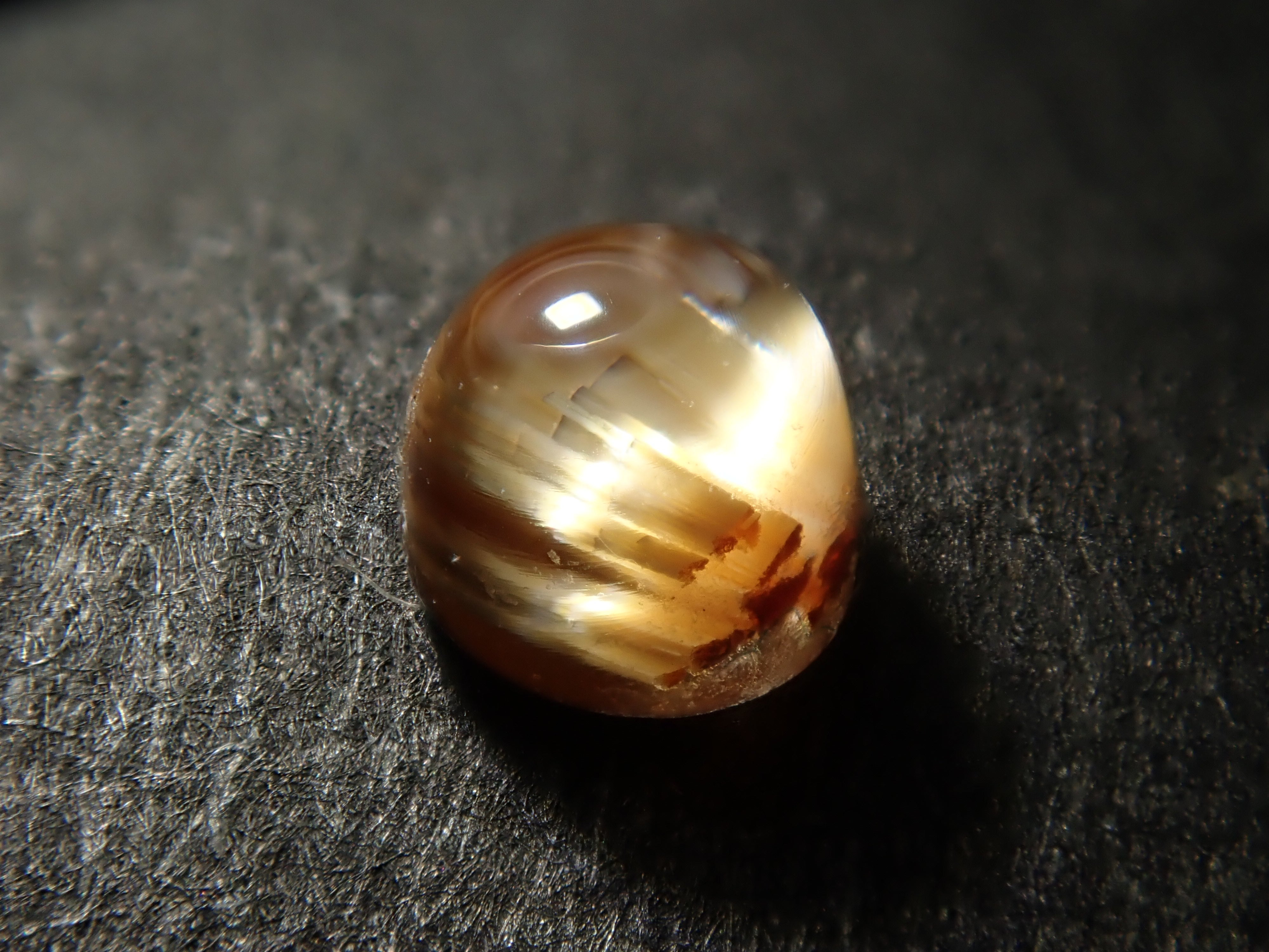 巴西金紅石 (Rutile/Rutilated Quartz) 1 石散裝 (3.0-3.5mm，適合初學者) 《可多買優惠》