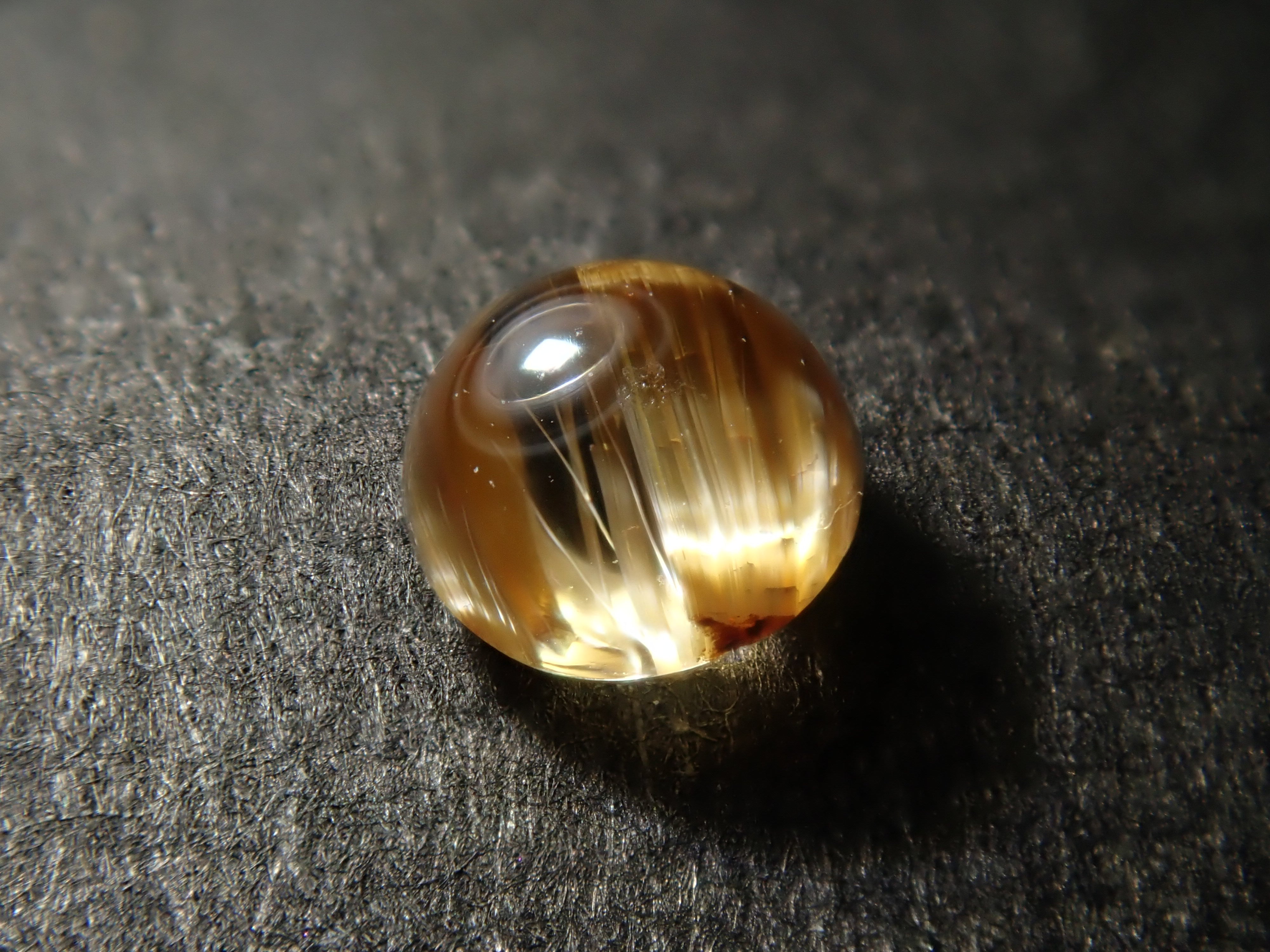 巴西金紅石 (Rutile/Rutilated Quartz) 1 石散裝 (3.0-3.5mm，適合初學者) 《可多買優惠》