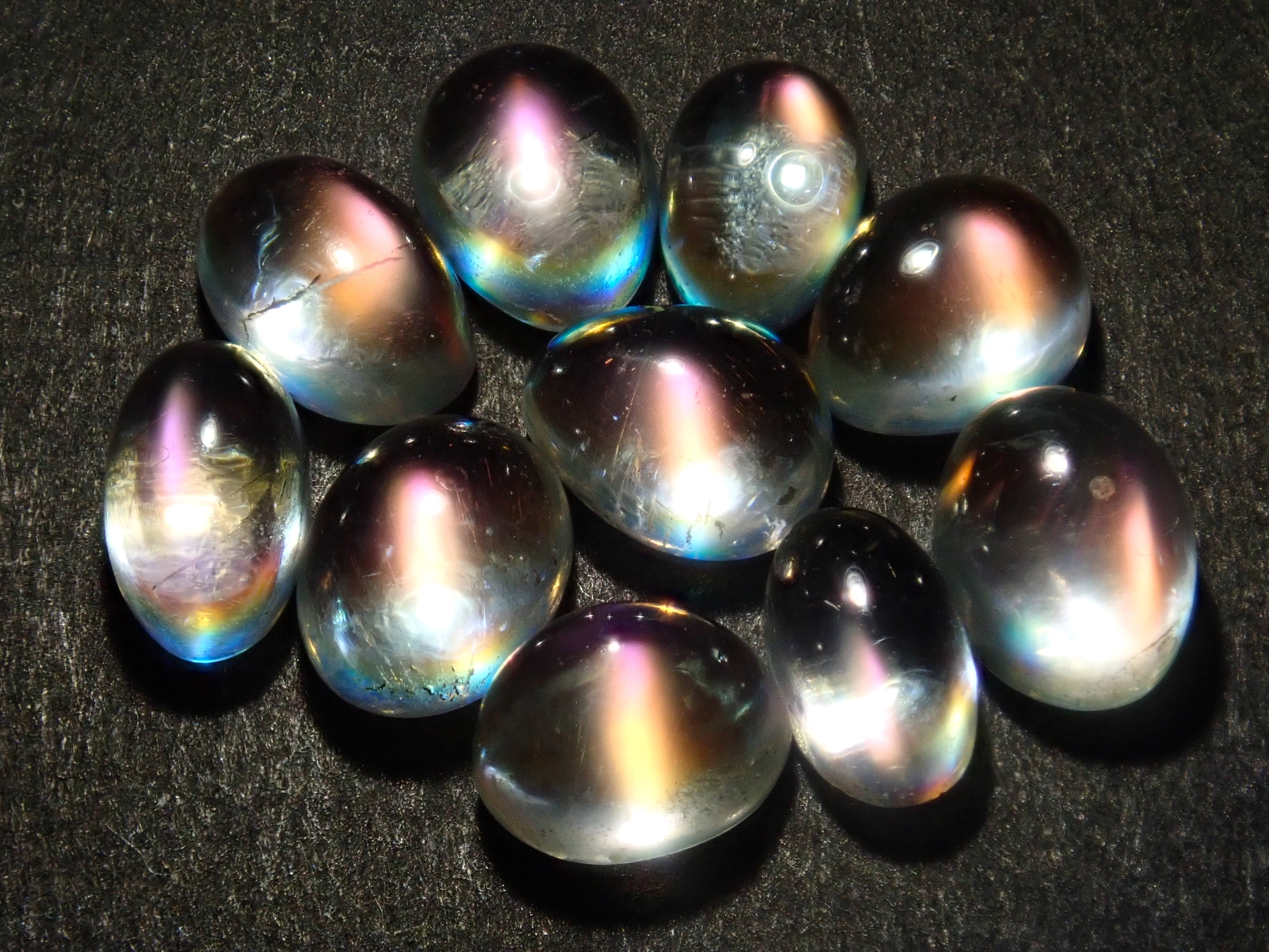 Limited to 10 stones: Madagascar Andesine Labradorite (Pink Schiller) 1 loose stone (Multiple purchase discounts available)