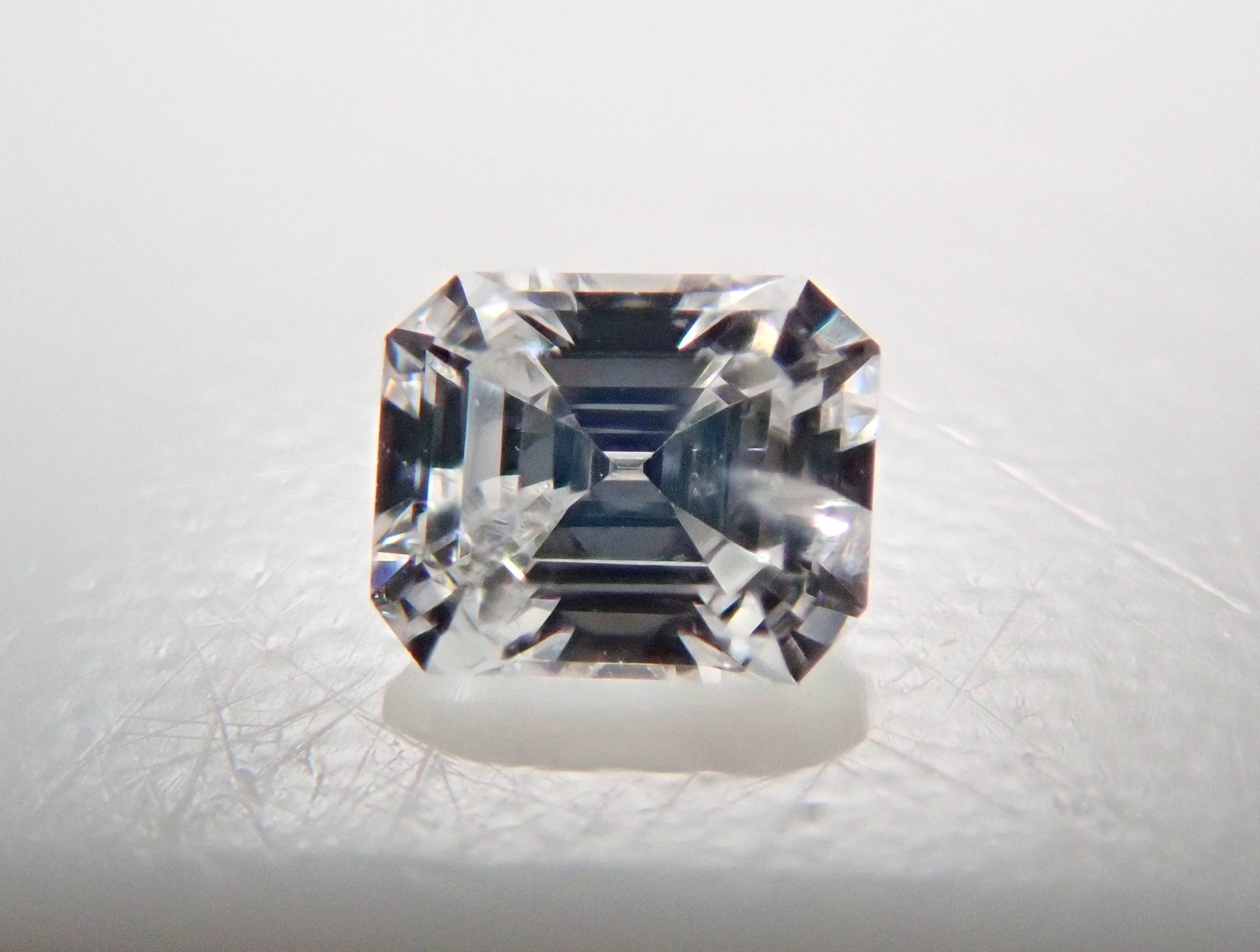 TRAPEZカット ペア メレダイヤモンドルース 計0.25ct 