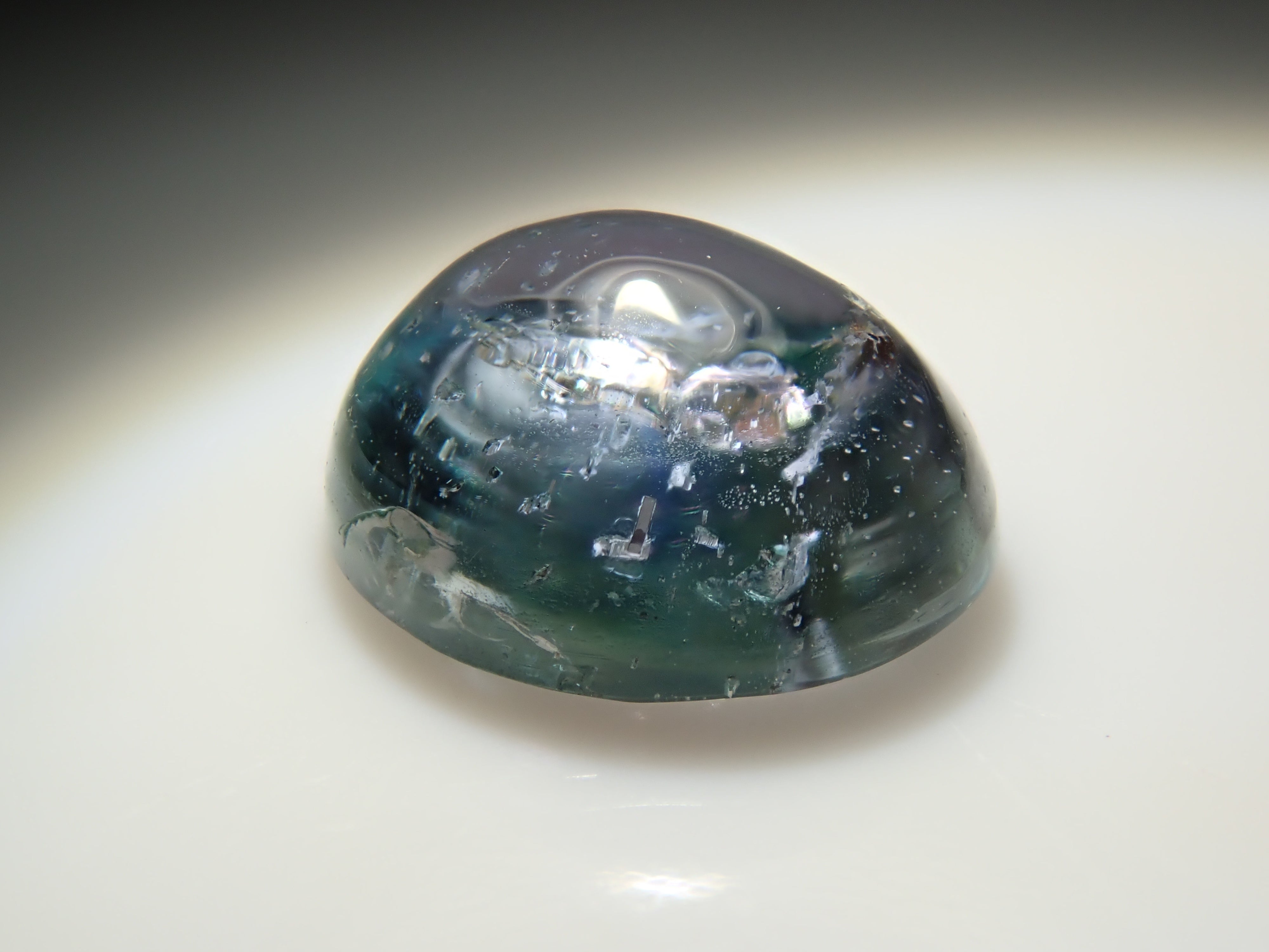 【12562843掲載】コーネルピン 0.700ctルース