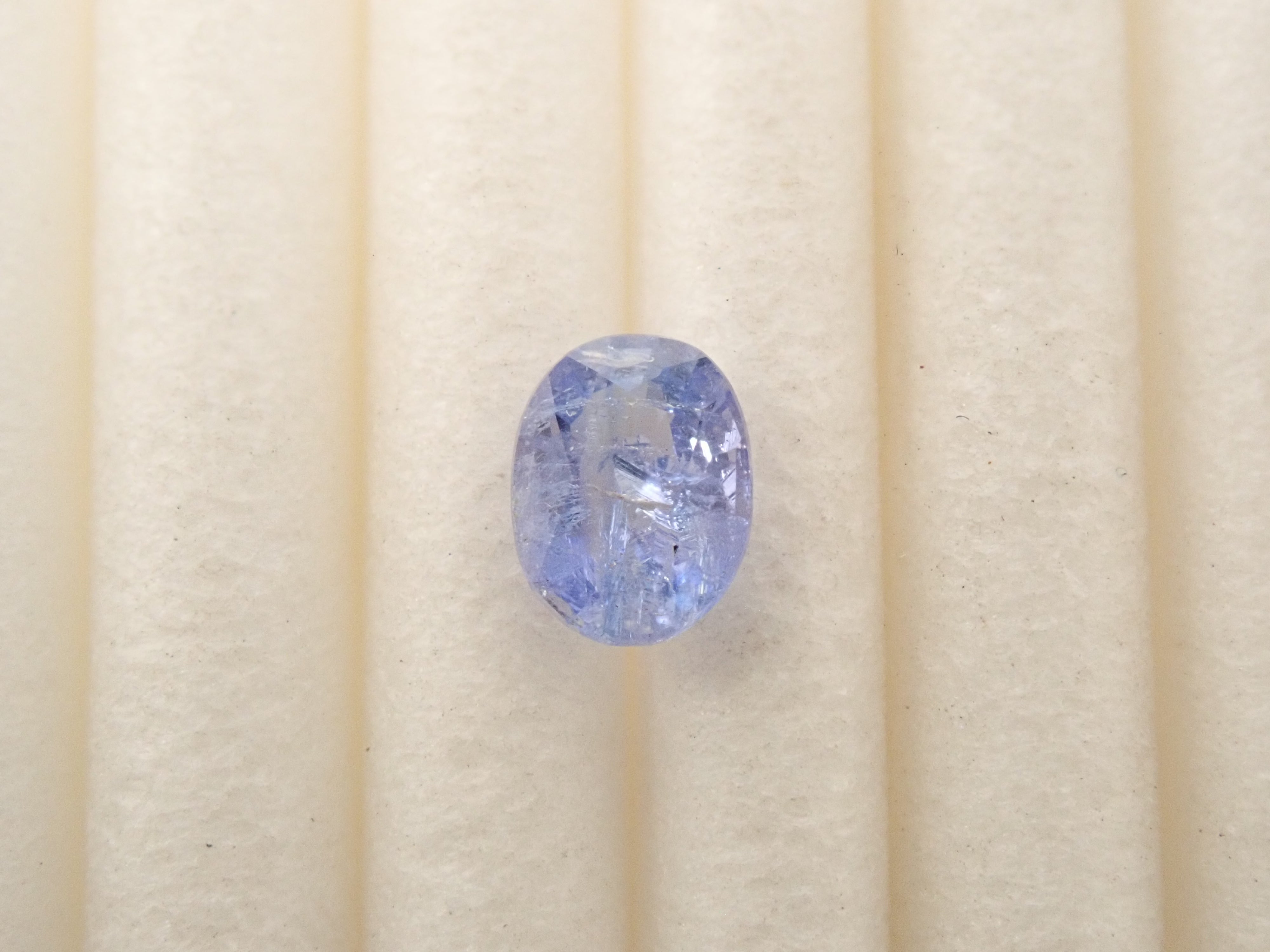 【12562579掲載】ナミビア産ジェレメジェバイト 0.355ctルース