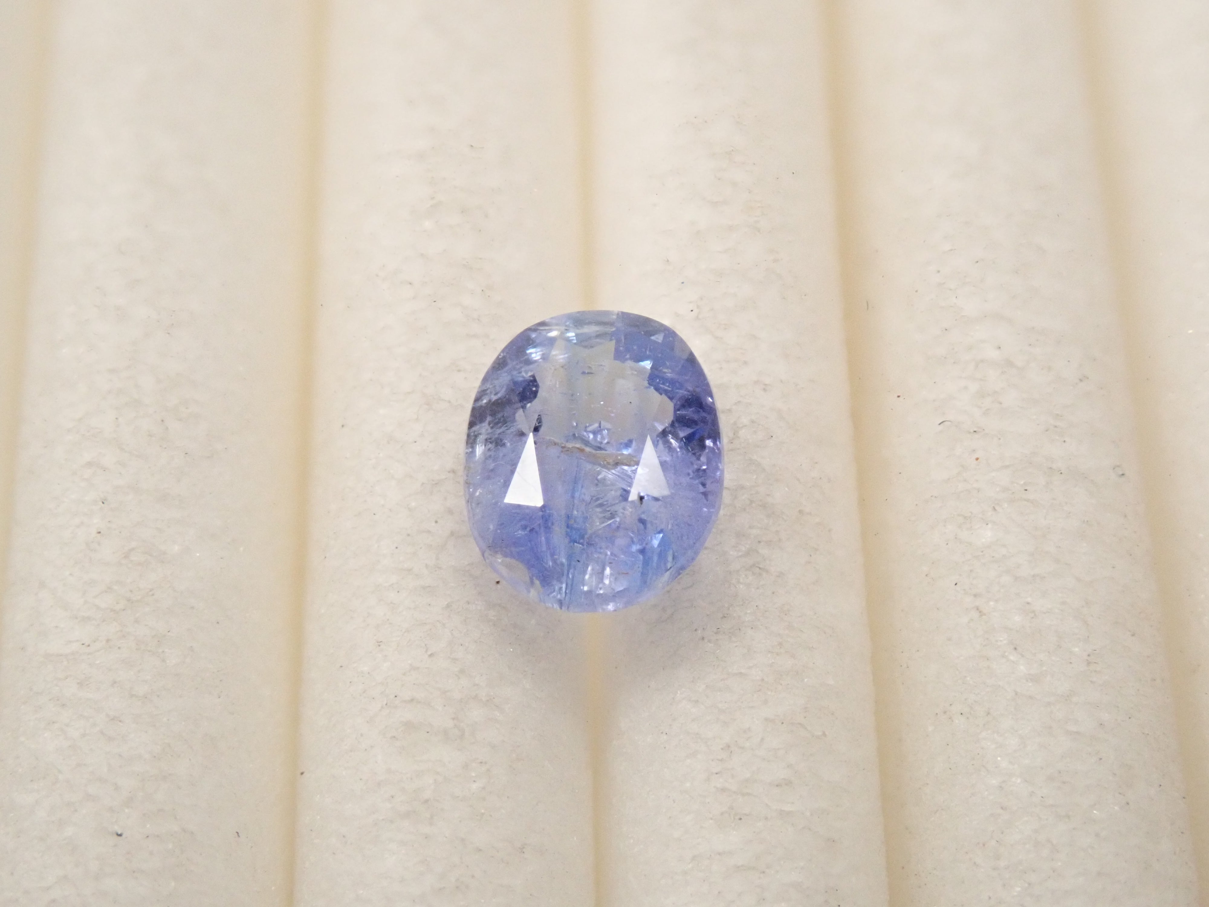 【12562579掲載】ナミビア産ジェレメジェバイト 0.355ctルース