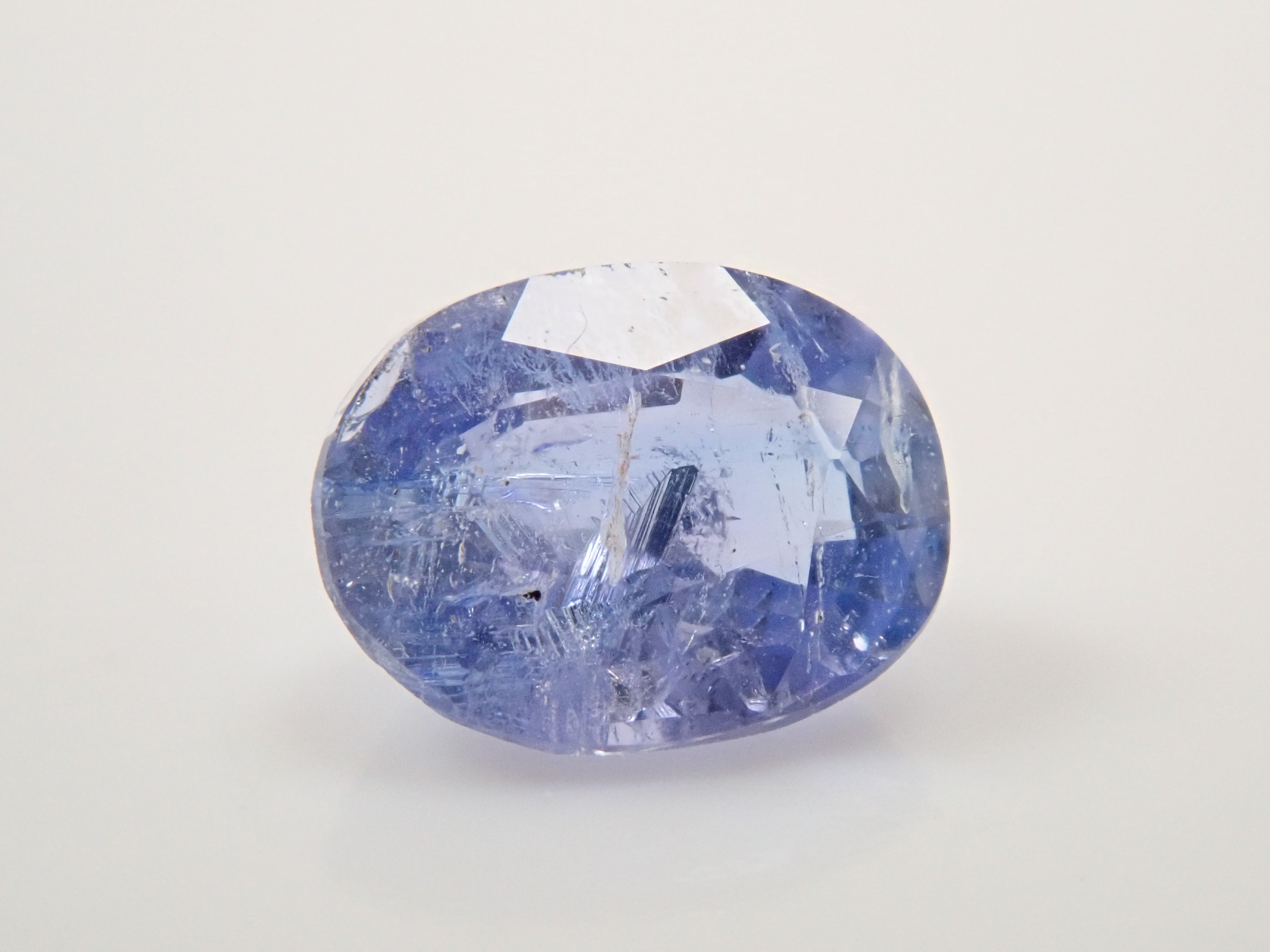 【12562579掲載】ナミビア産ジェレメジェバイト 0.355ctルース