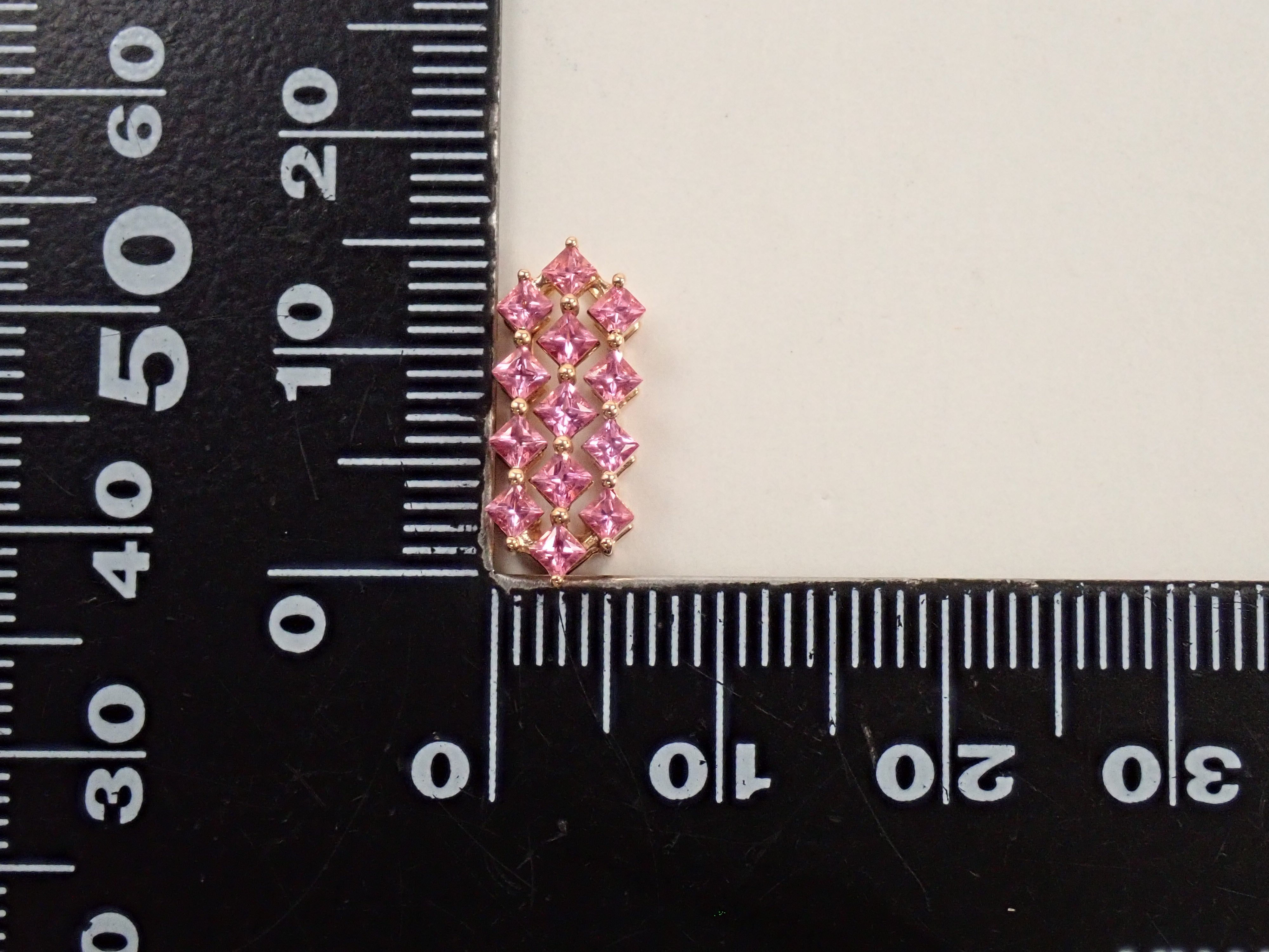 【22602585掲載】【カラフリ】K18PG スピネル 0.48ct ペンダントトップ（ネックレストップ）