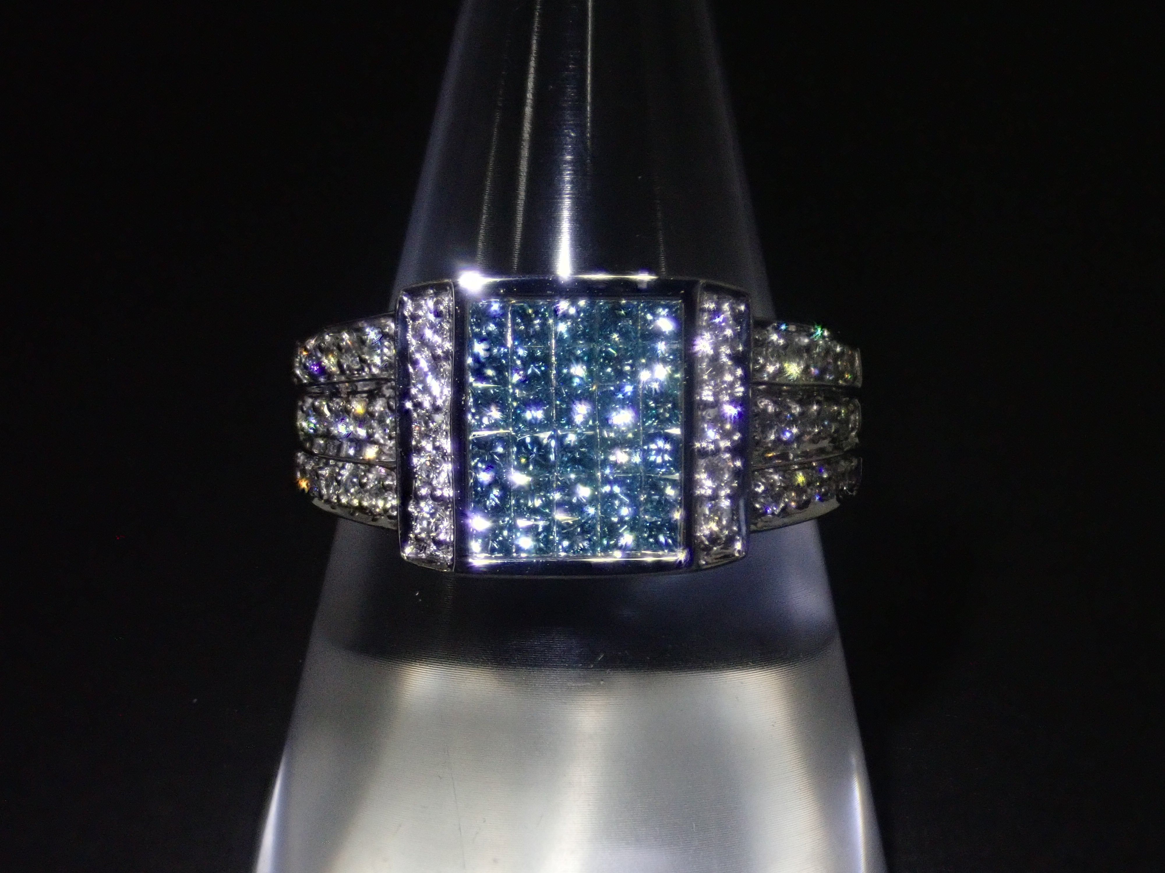 Pt900 アイスブルーダイヤモンド・ダイヤモンド1.00ct リング 鑑別書