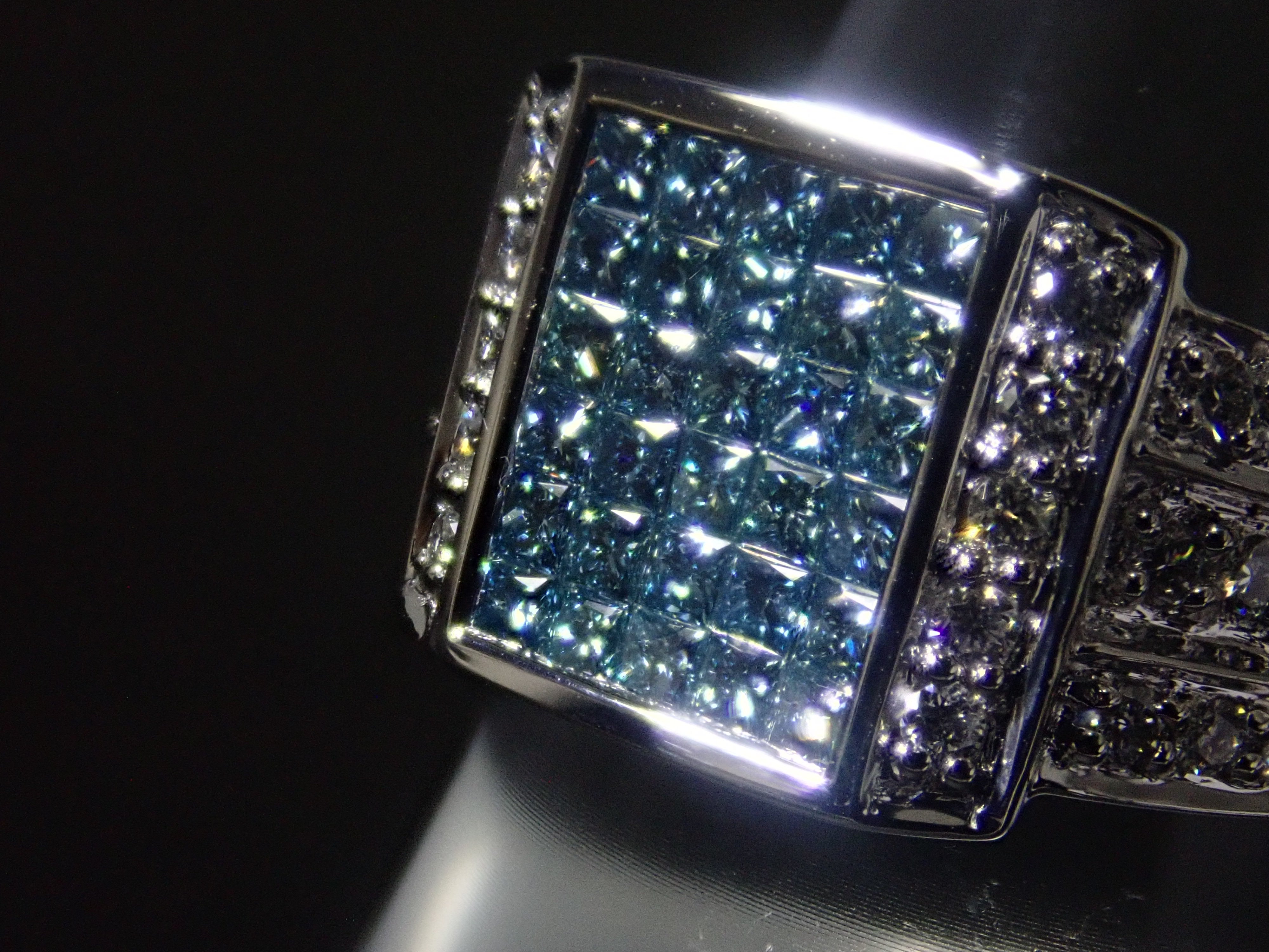 Pt900 アイスブルーダイヤモンド（トリートメント） 1.00ct リング