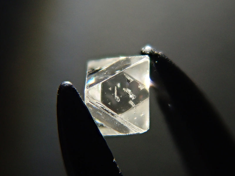 ロシア産ダイヤモンド原石（ソーヤブル） 0.079ct原石