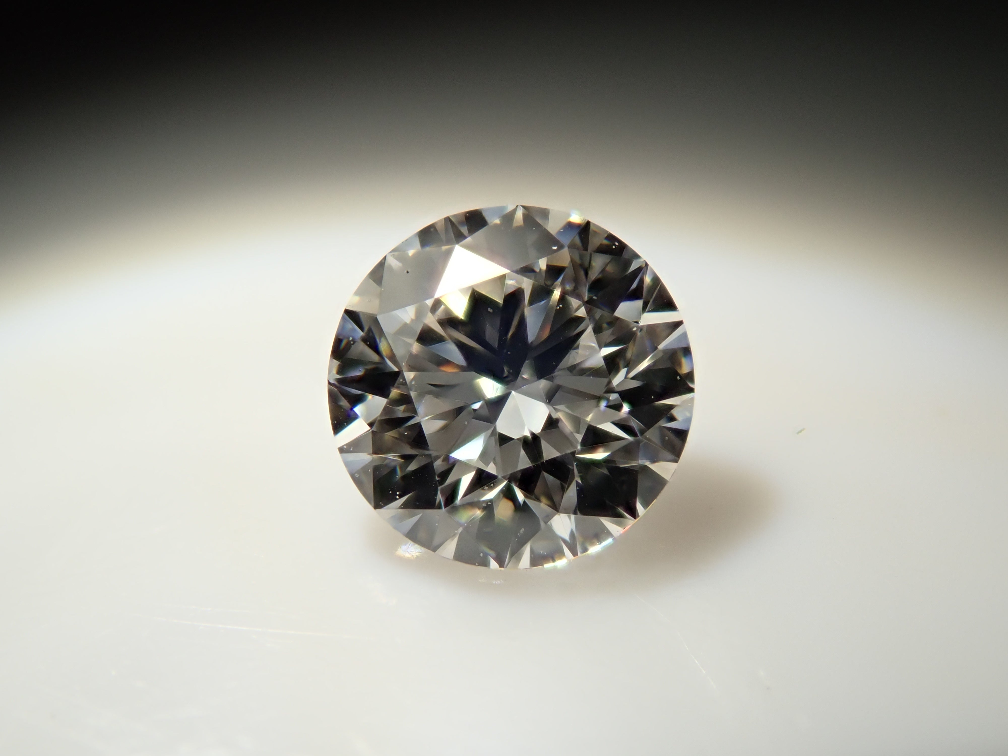 【32501889掲載】ダイヤモンド（H&C） 0.194ctルース(G, VVS-1, 3Excellent H&C)