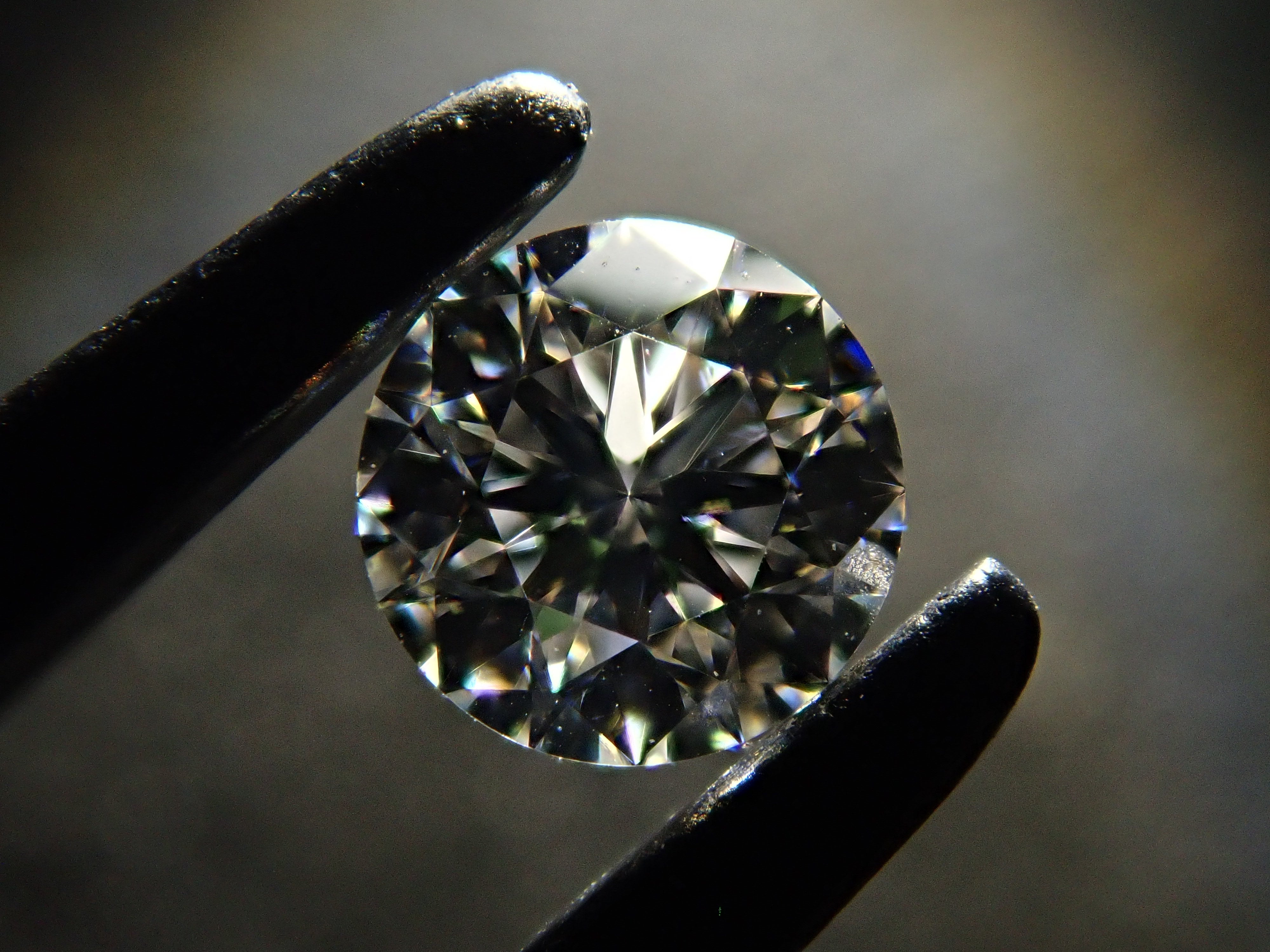 【32501889掲載】ダイヤモンド（H&C） 0.194ctルース(G, VVS-1, 3Excellent H&C)