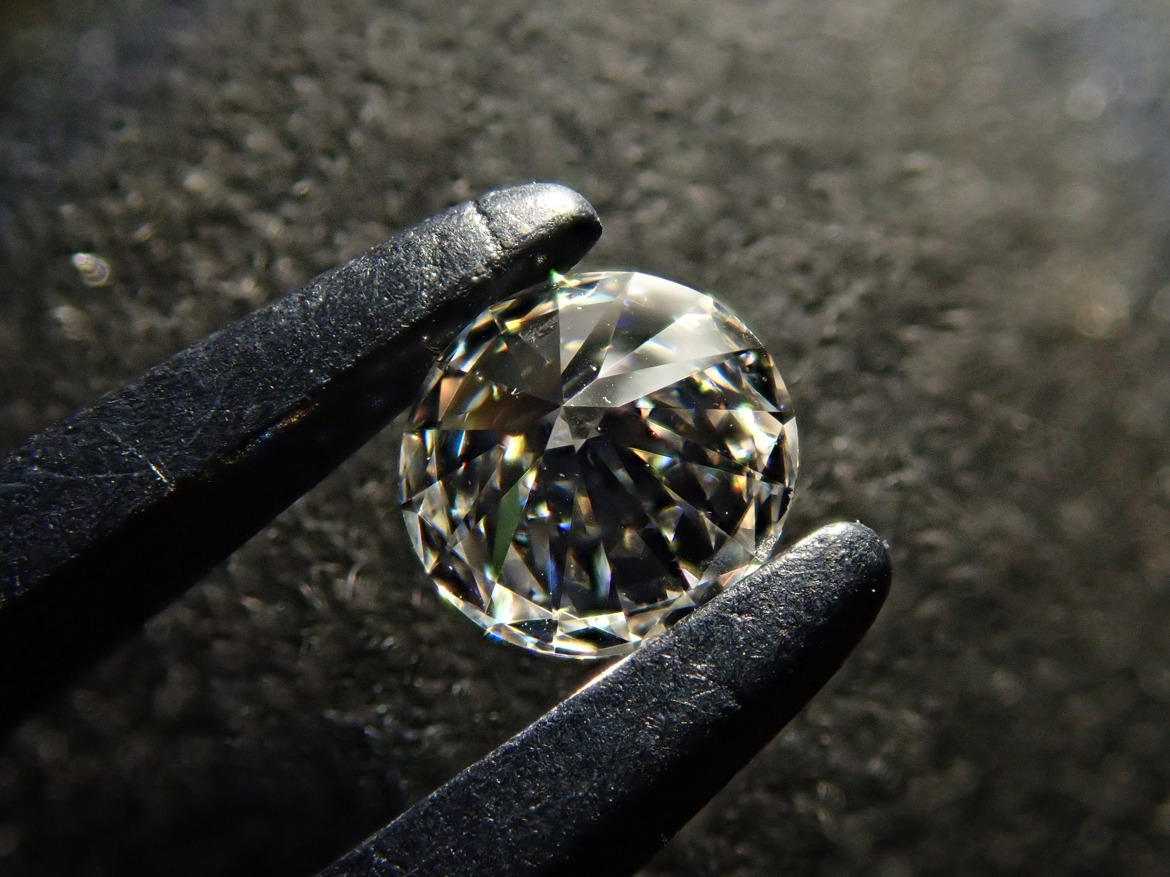 【32501889掲載】ダイヤモンド（H&C） 0.194ctルース(G, VVS-1, 3Excellent H&C)