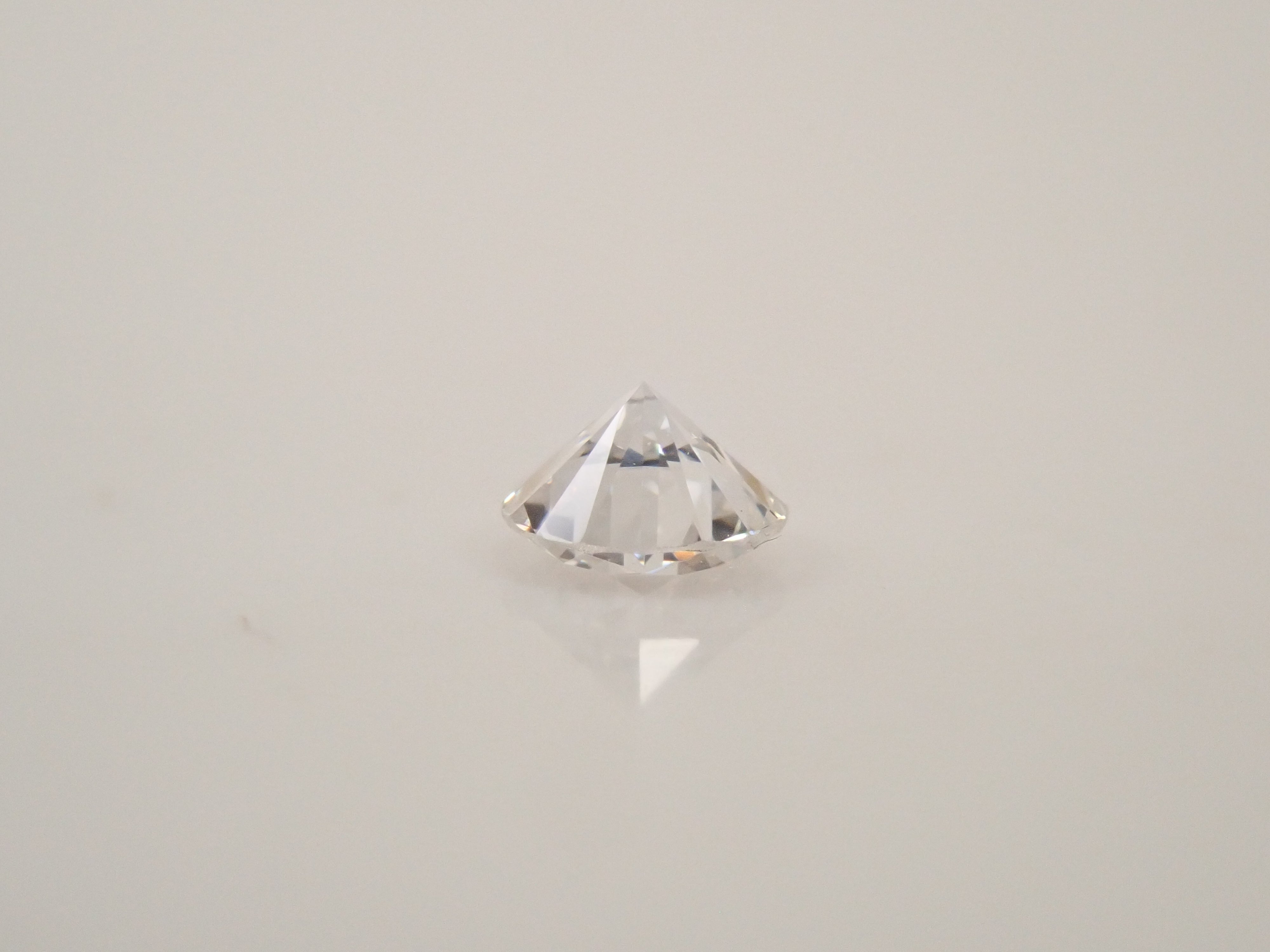 【32501897掲載】ダイヤモンド 0.101ctルース(D, VVS-2, VeryGood)