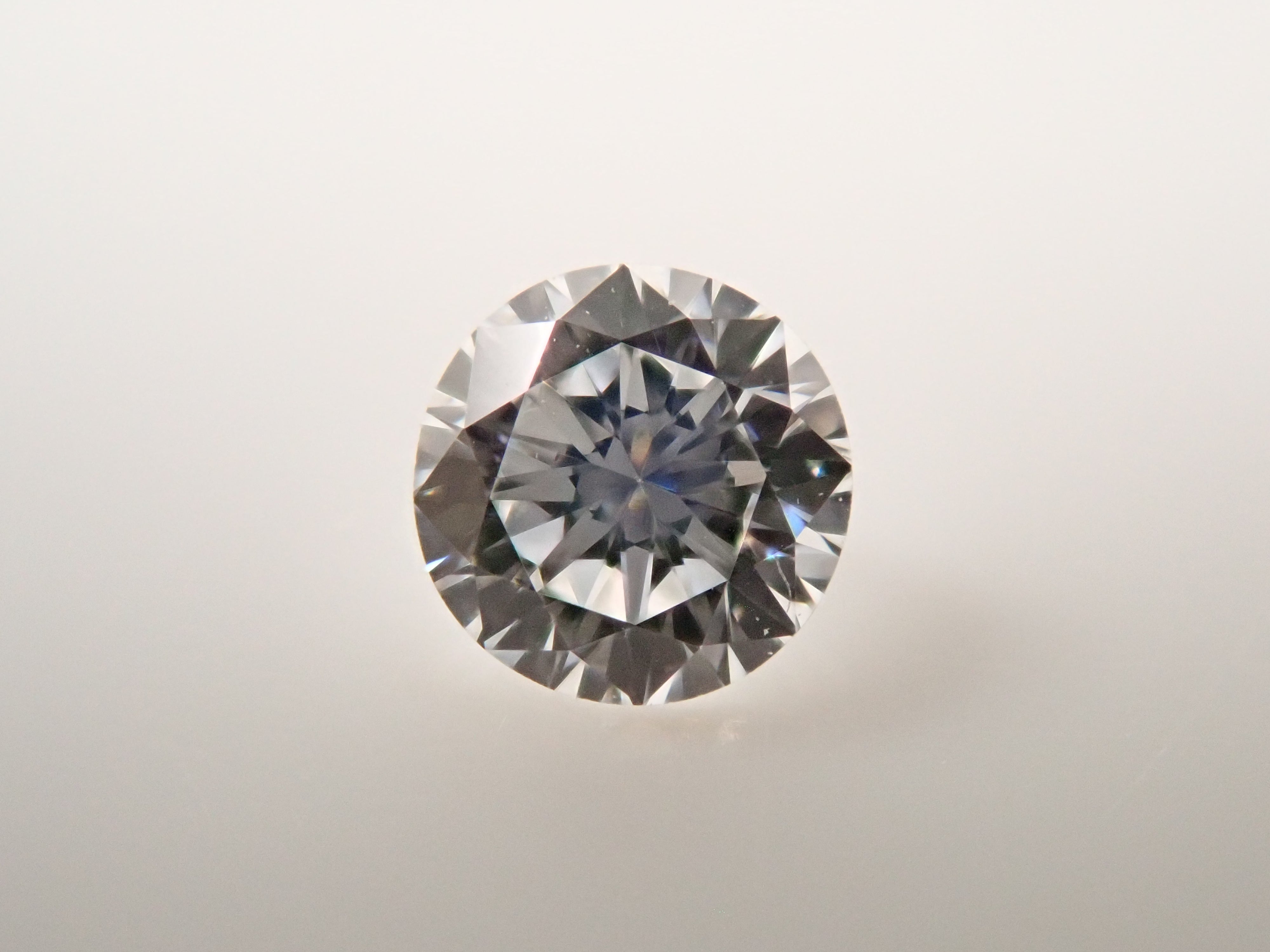 【32501897掲載】ダイヤモンド 0.101ctルース(D, VVS-2, VeryGood)