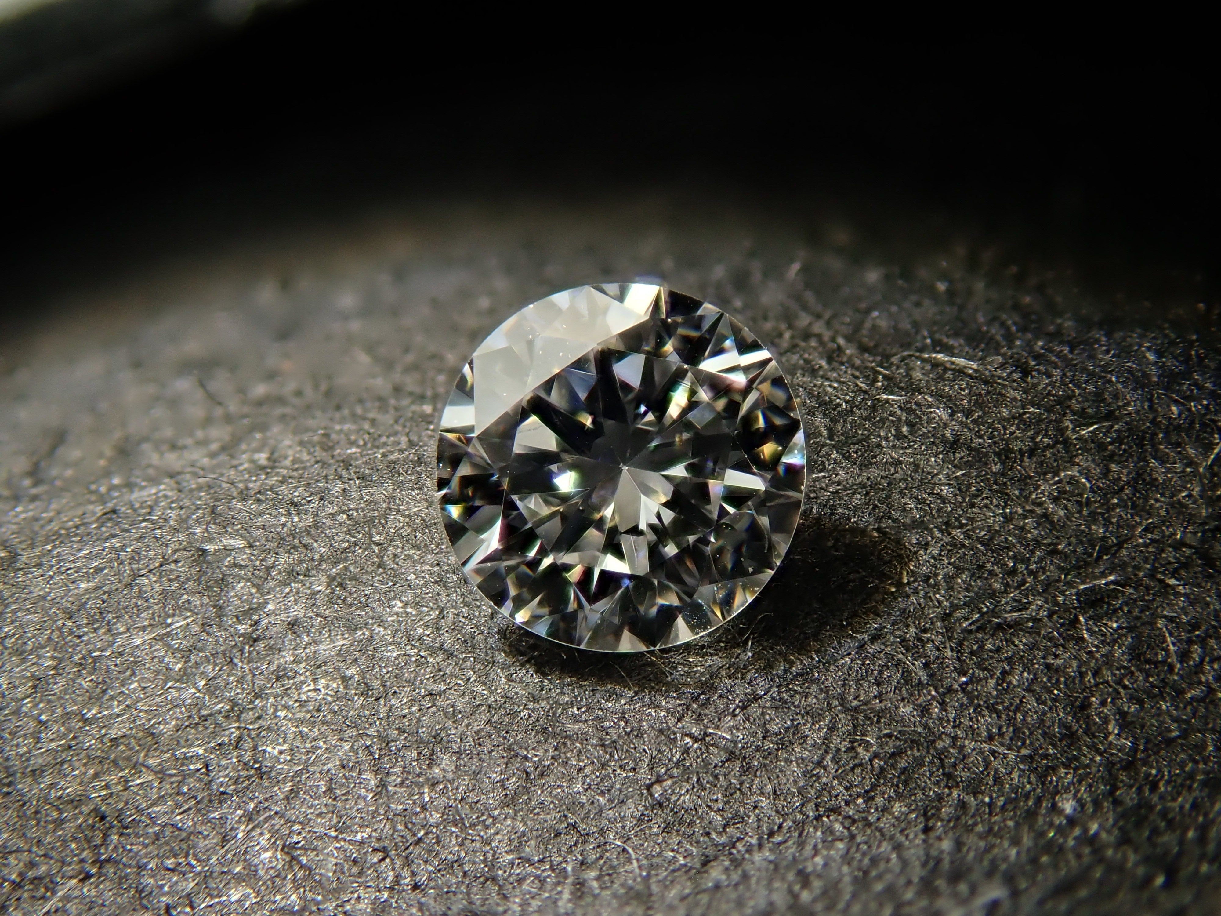 【32501897掲載】ダイヤモンド 0.101ctルース(D, VVS-2, VeryGood)