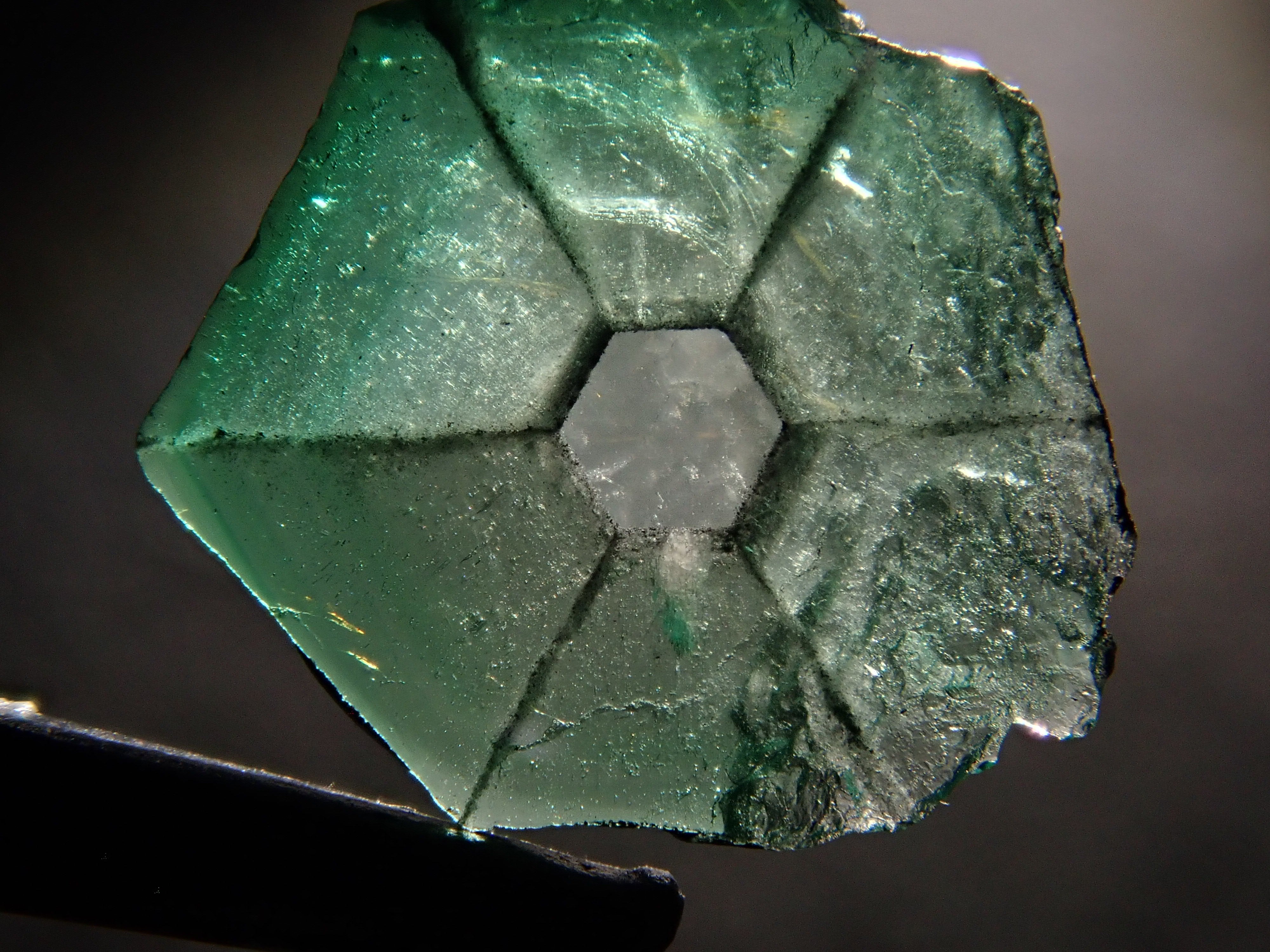 エメラルド様　複数購入③ コロンビア産トラピッチェエメラルド 0.538ct原石