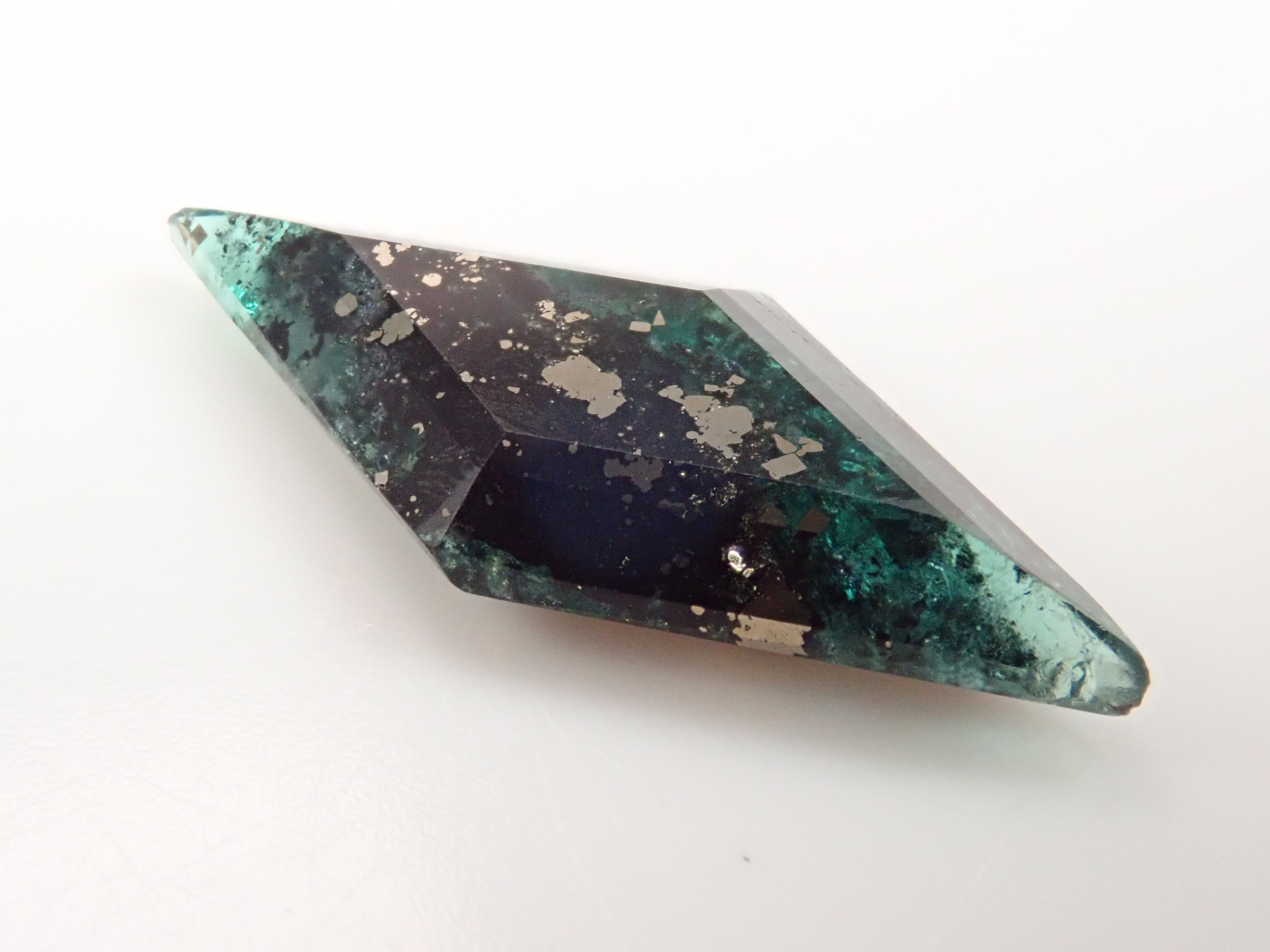 【12562758掲載】コロンビア産パイライトインエメラルド 3.346ctルース