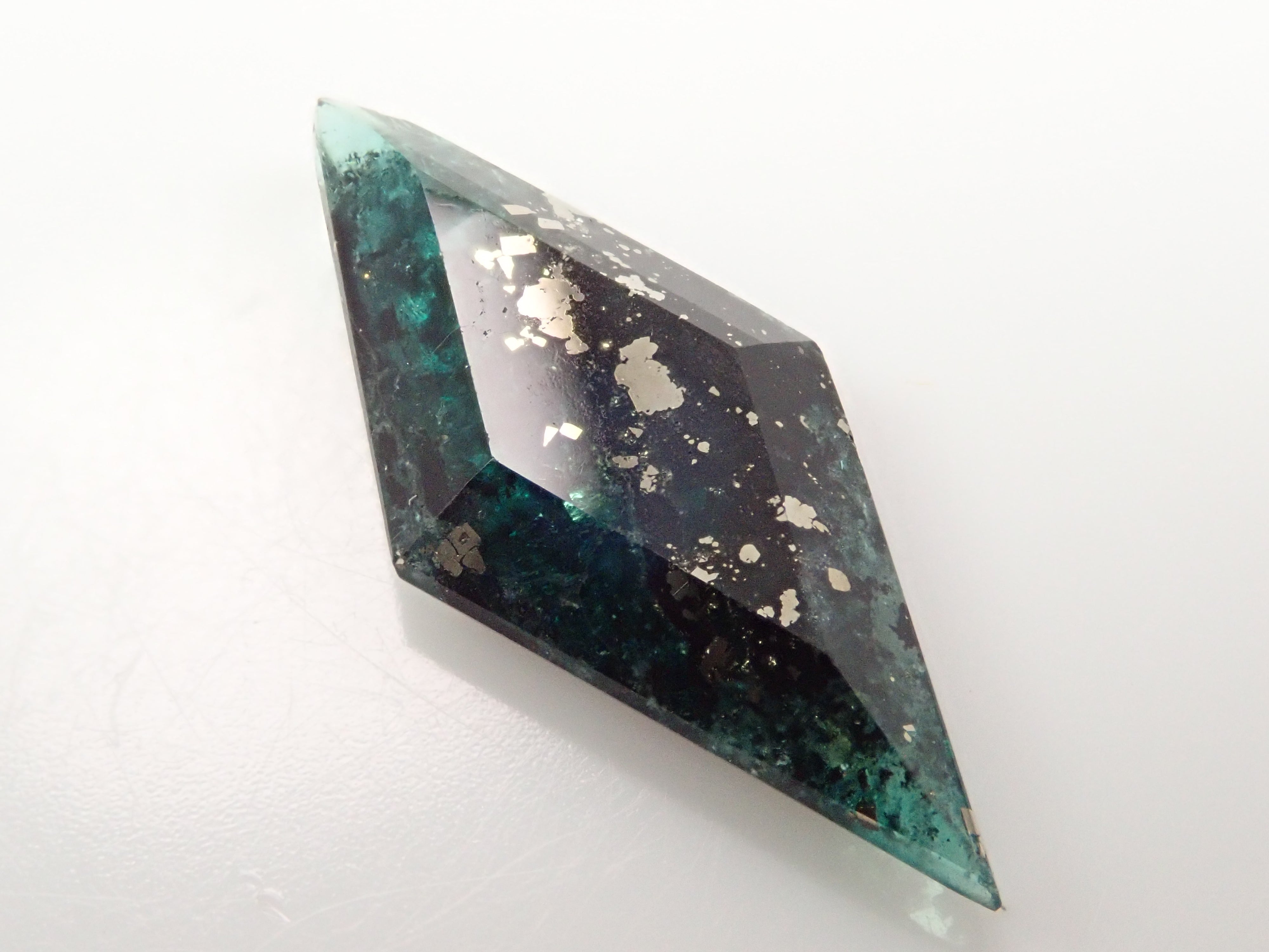 【12562758掲載】コロンビア産パイライトインエメラルド 3.346ctルース