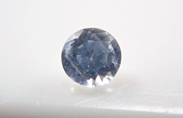 [On sale at 10pm on 4/29] Benitoite 1.8mm/0.025ct loose stone (colorless benitoite)