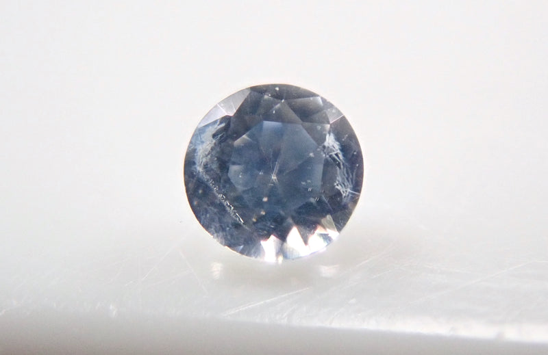 [On sale at 10pm on 4/29] Benitoite 1.8mm/0.025ct loose stone (colorless benitoite)
