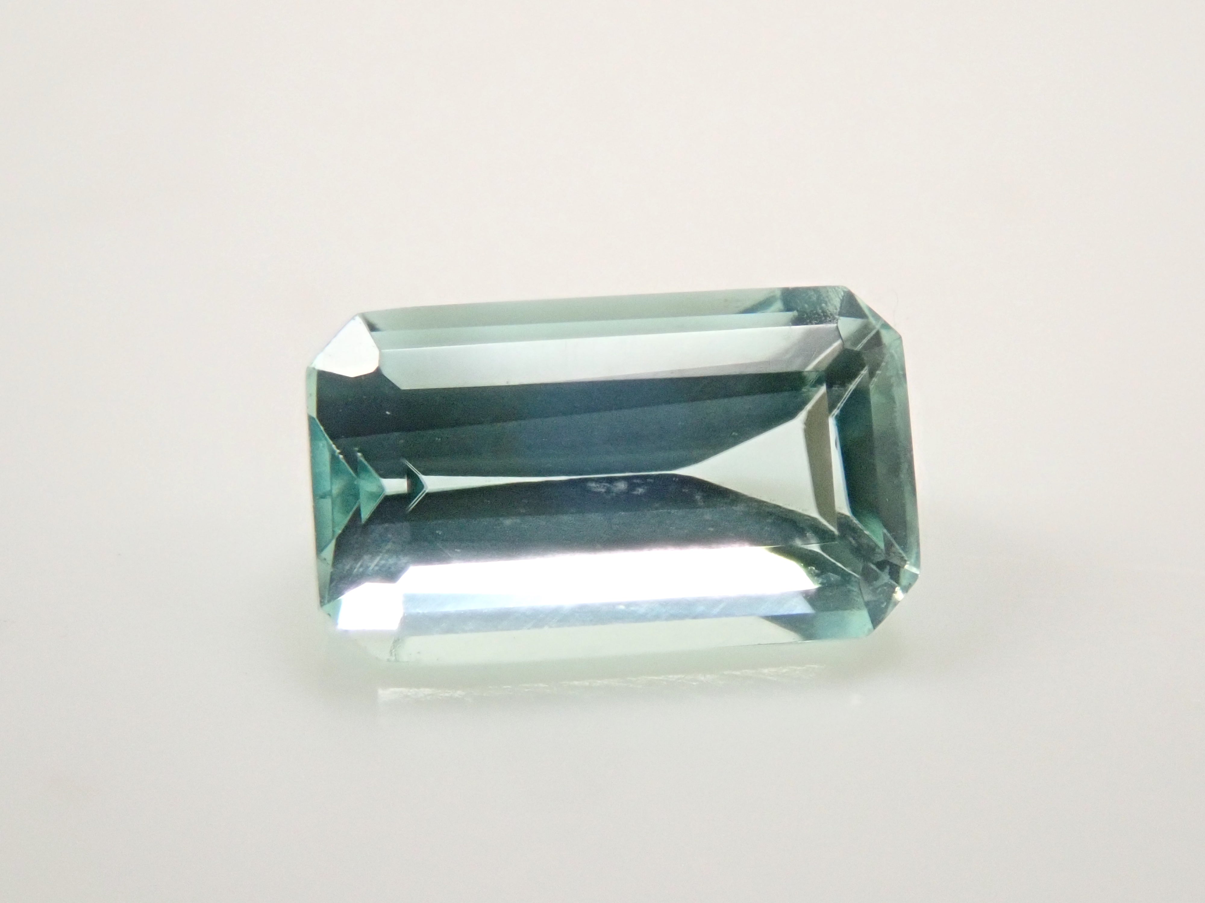 牡*木様 ☆幻の超稀産石☆ボリビア産フォスフォフィライト０．９０６ｃｔ 天然フォスフォフィライト 0.885ct 【美しい薄荷色】 希少石 ボリビア