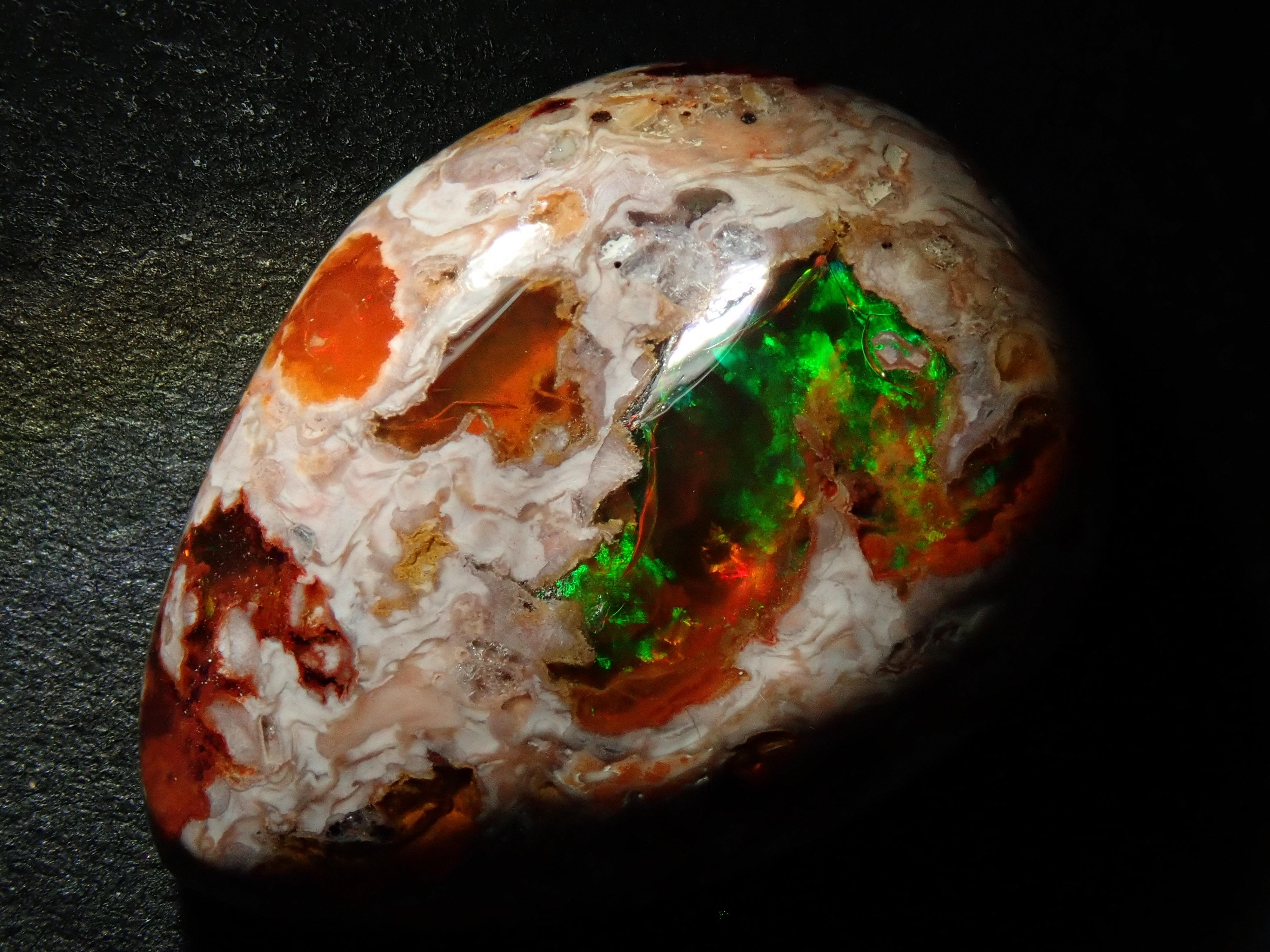 【12562861掲載】メキシコ産カンテラオパール 7.520ctルース