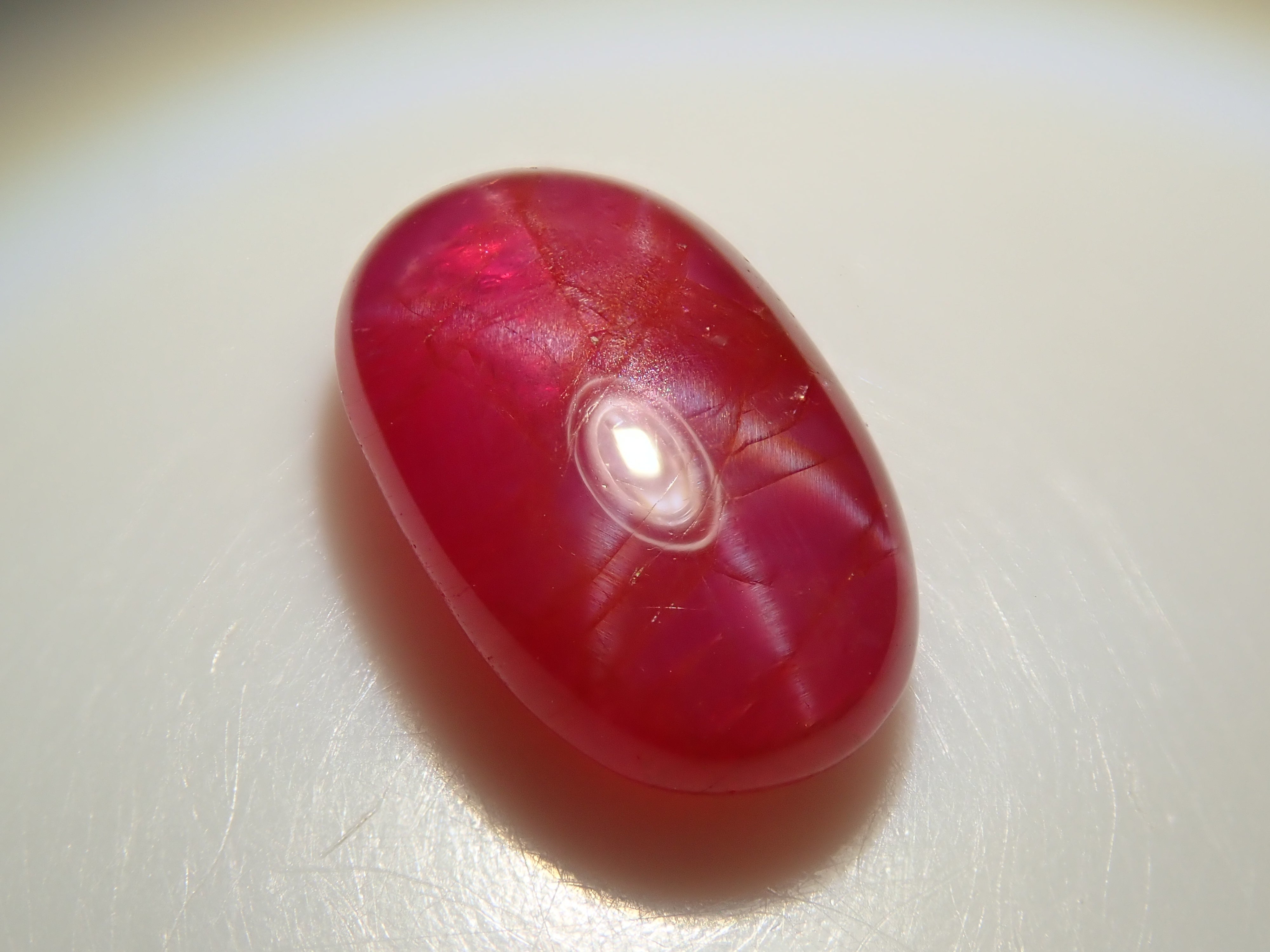 【12562859掲載】ベトナム産スタールビー（非加熱） 1.696ctルース