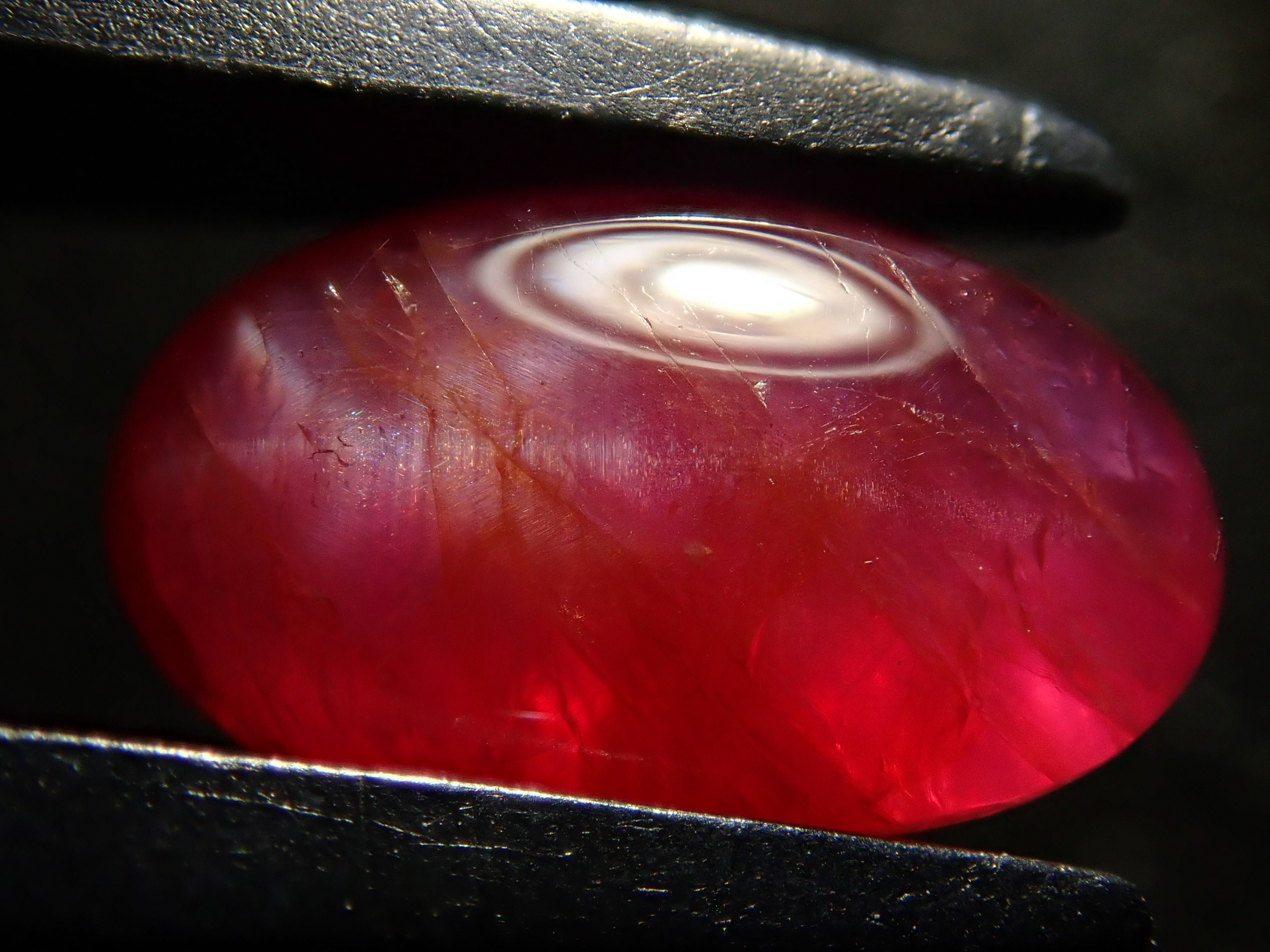 【12562859掲載】ベトナム産スタールビー（非加熱） 1.696ctルース