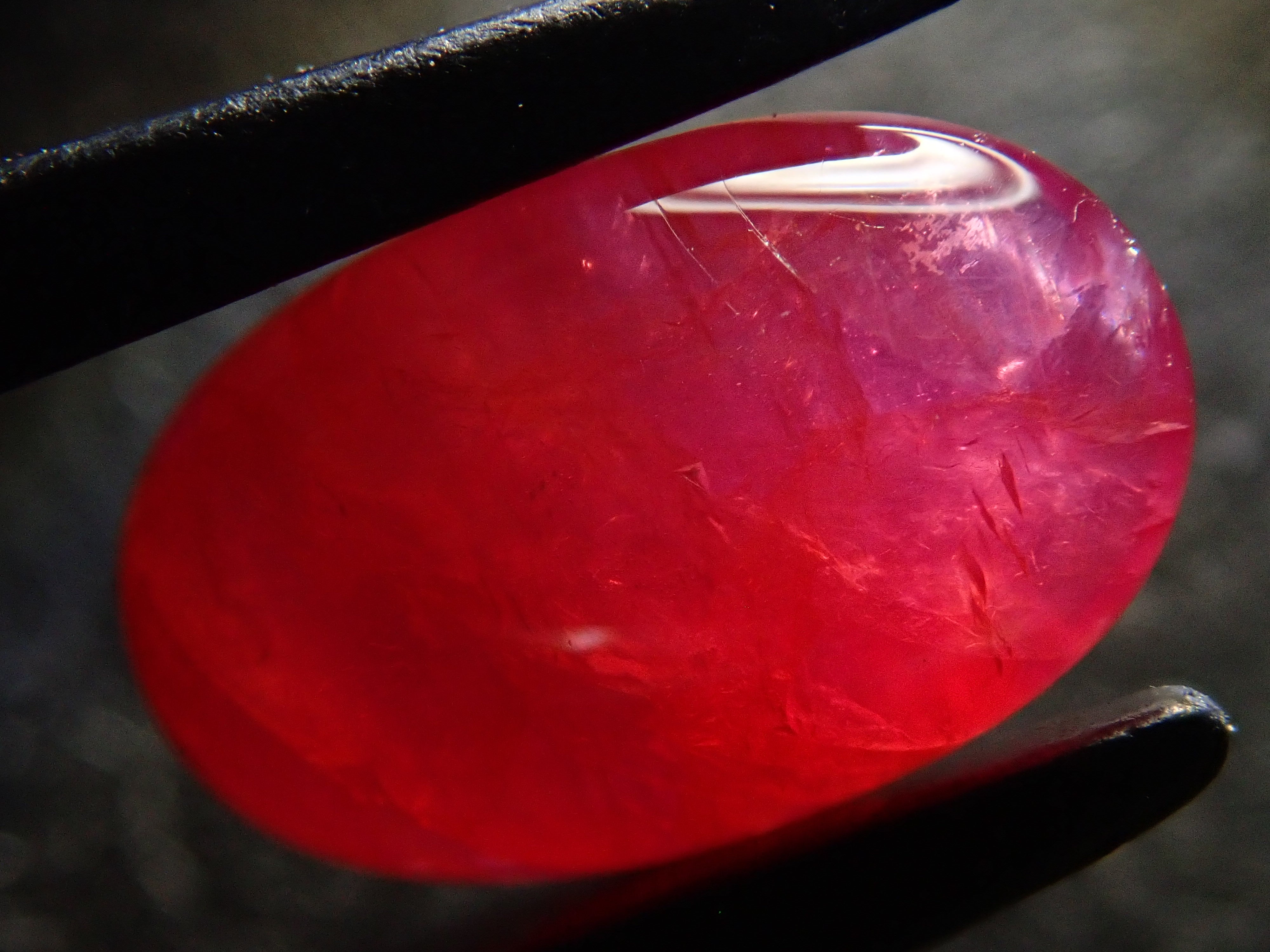 【12562859掲載】ベトナム産スタールビー（非加熱） 1.696ctルース