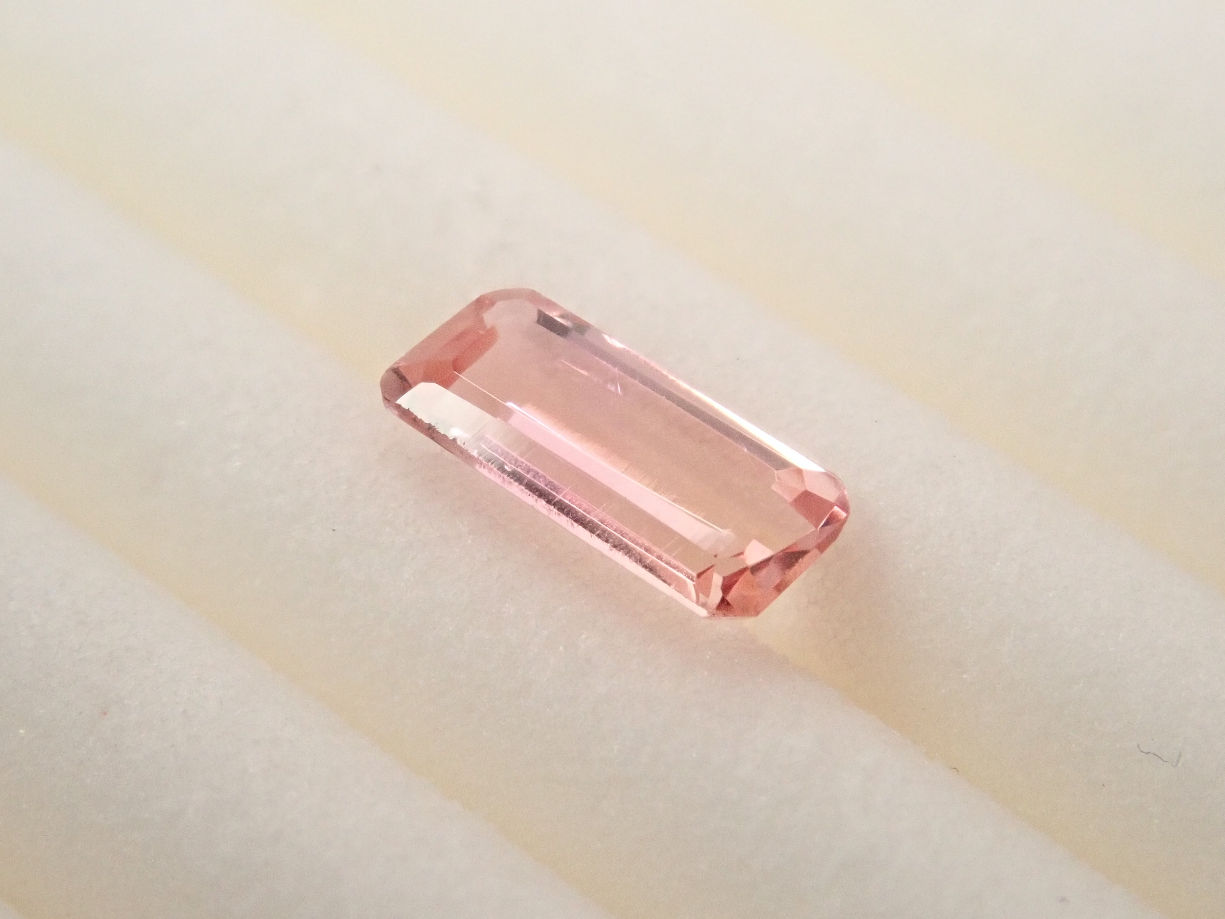 【12562795掲載】ブラジル産非加熱インペリアルトパーズ（シェリーカラー） 0.314ctルース