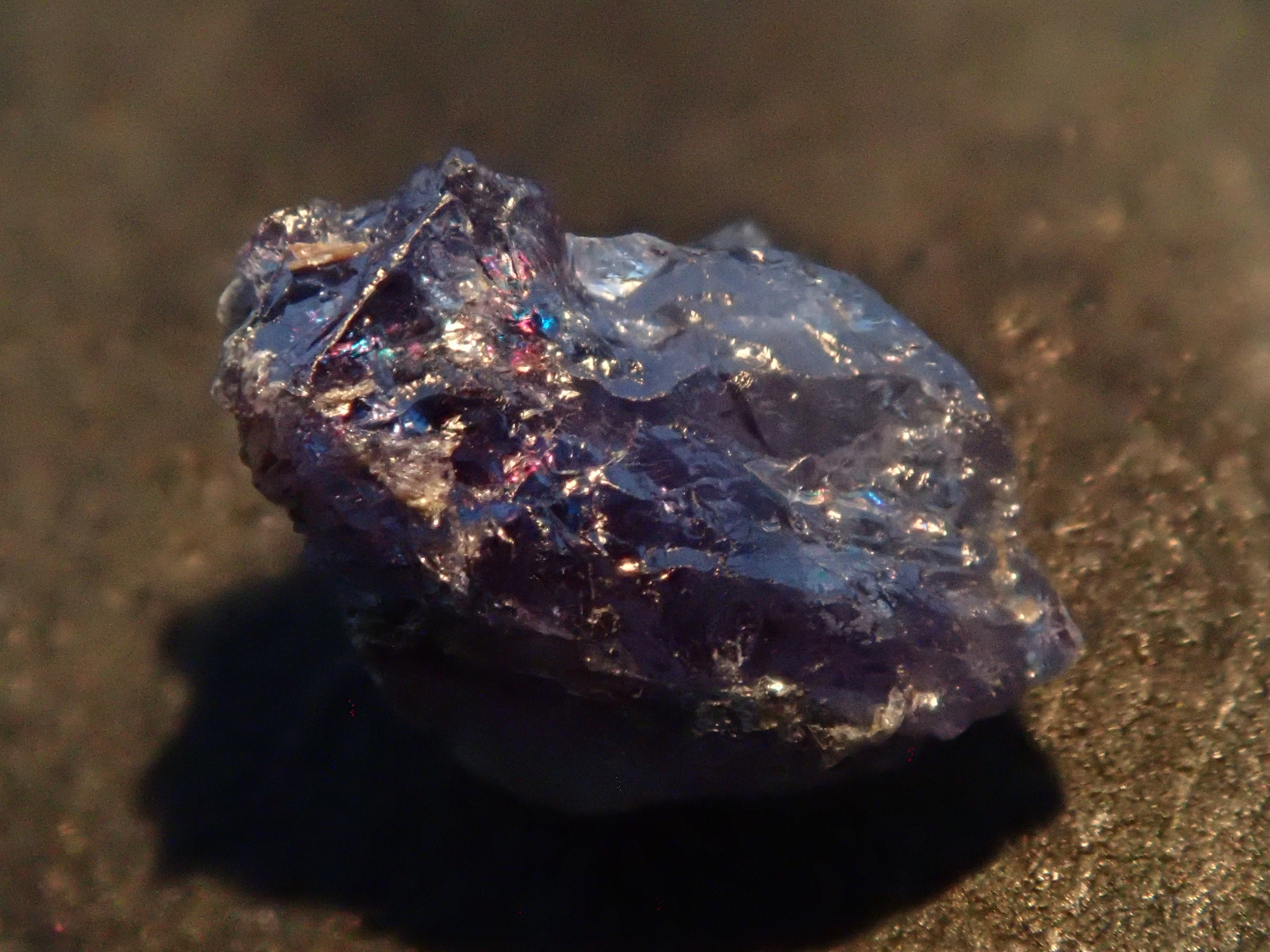 【12562798掲載】タンザニア産アレキサンドライト 0.843ct原石