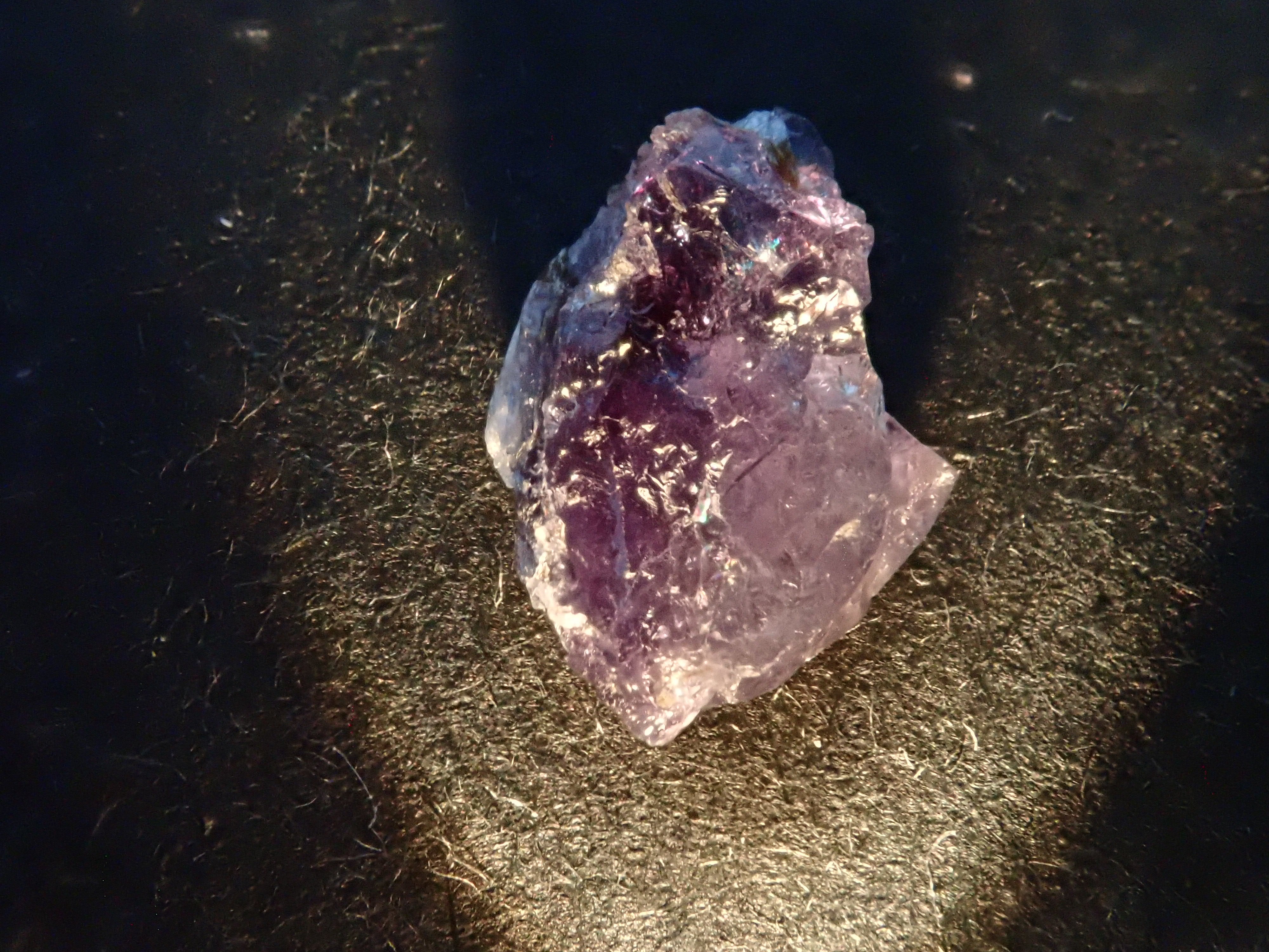 【12562798掲載】タンザニア産アレキサンドライト 0.843ct原石